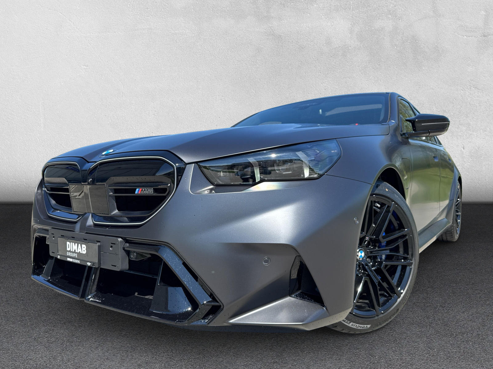 BMW M5 xDrive - 8