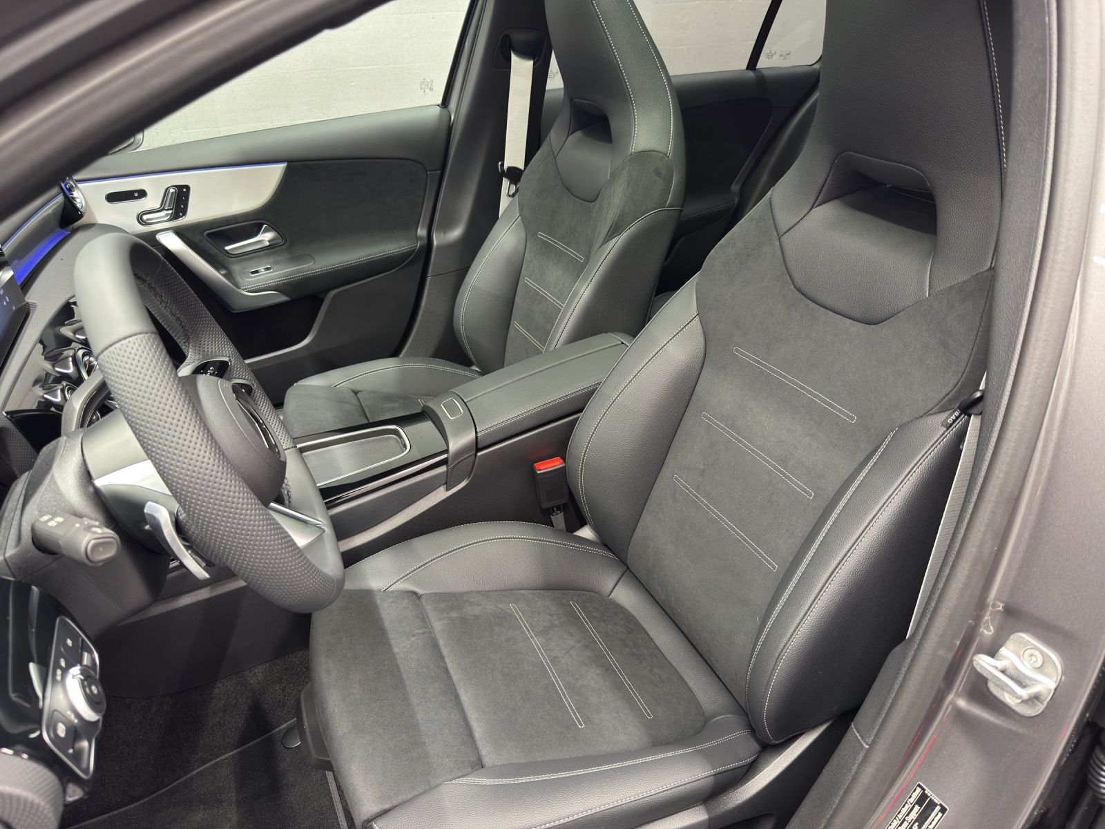 MERCEDES-BENZ A 200 Night Star - 14