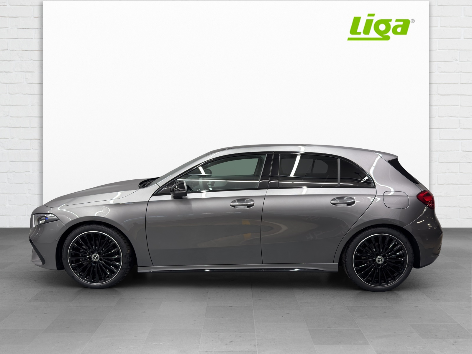 MERCEDES-BENZ A 200 Night Star