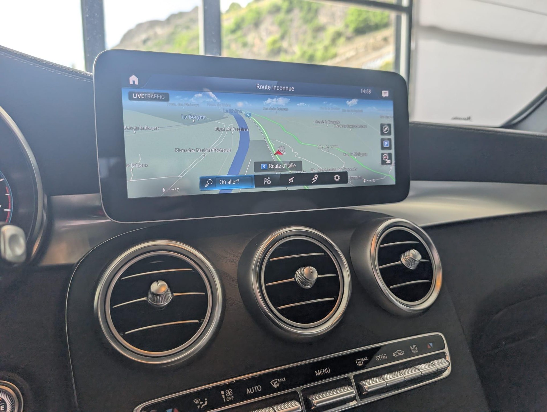 MERCEDES-BENZ GLC 200 AMG Line 4m - 12