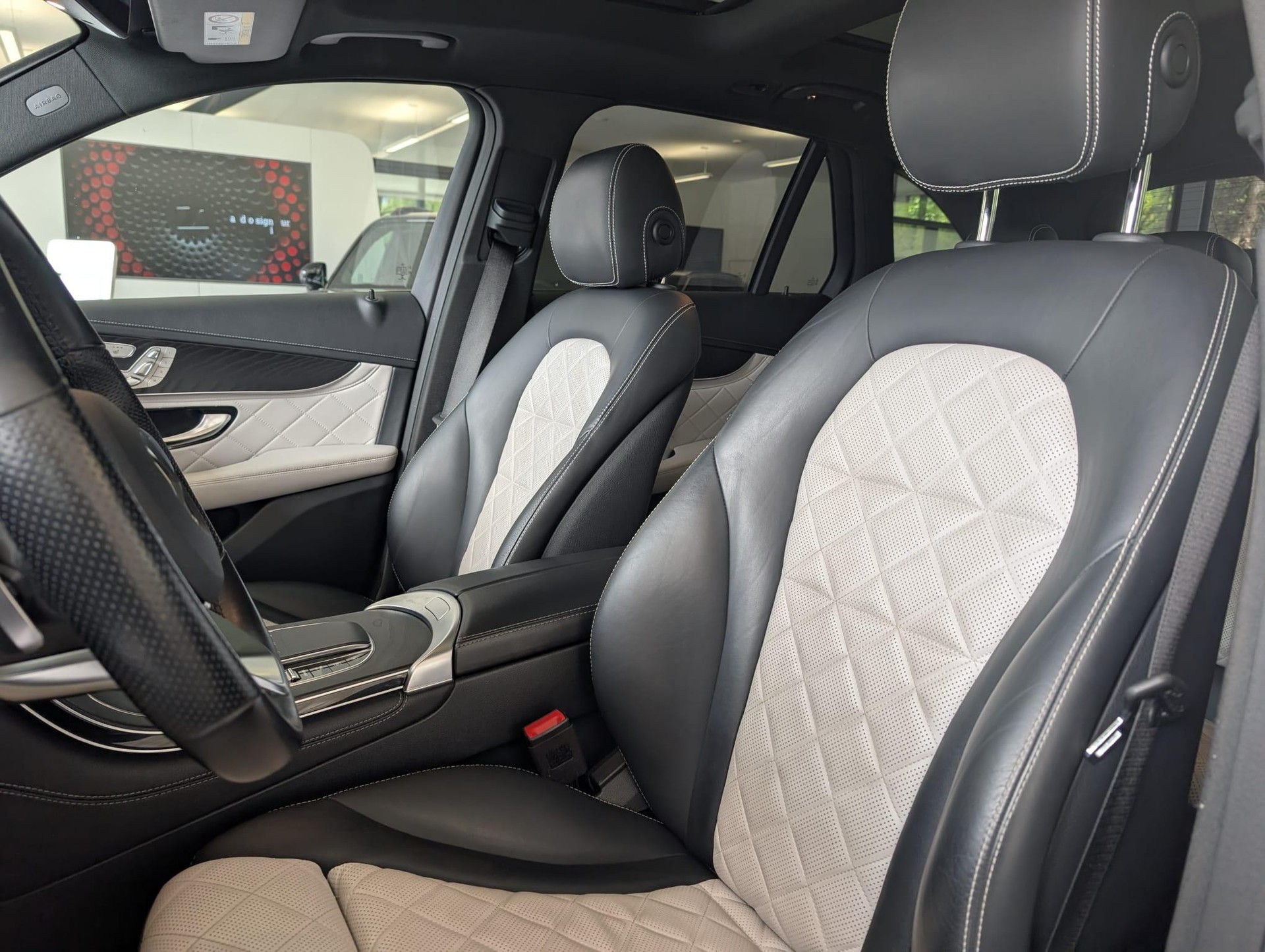 MERCEDES-BENZ GLC 200 AMG Line 4m - 15