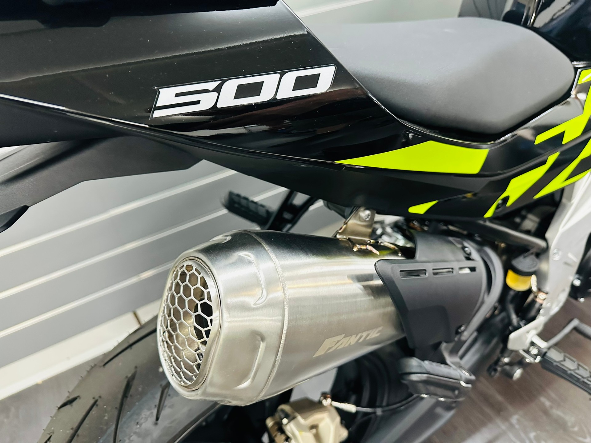 FANTIC STEALTH 500 - 4