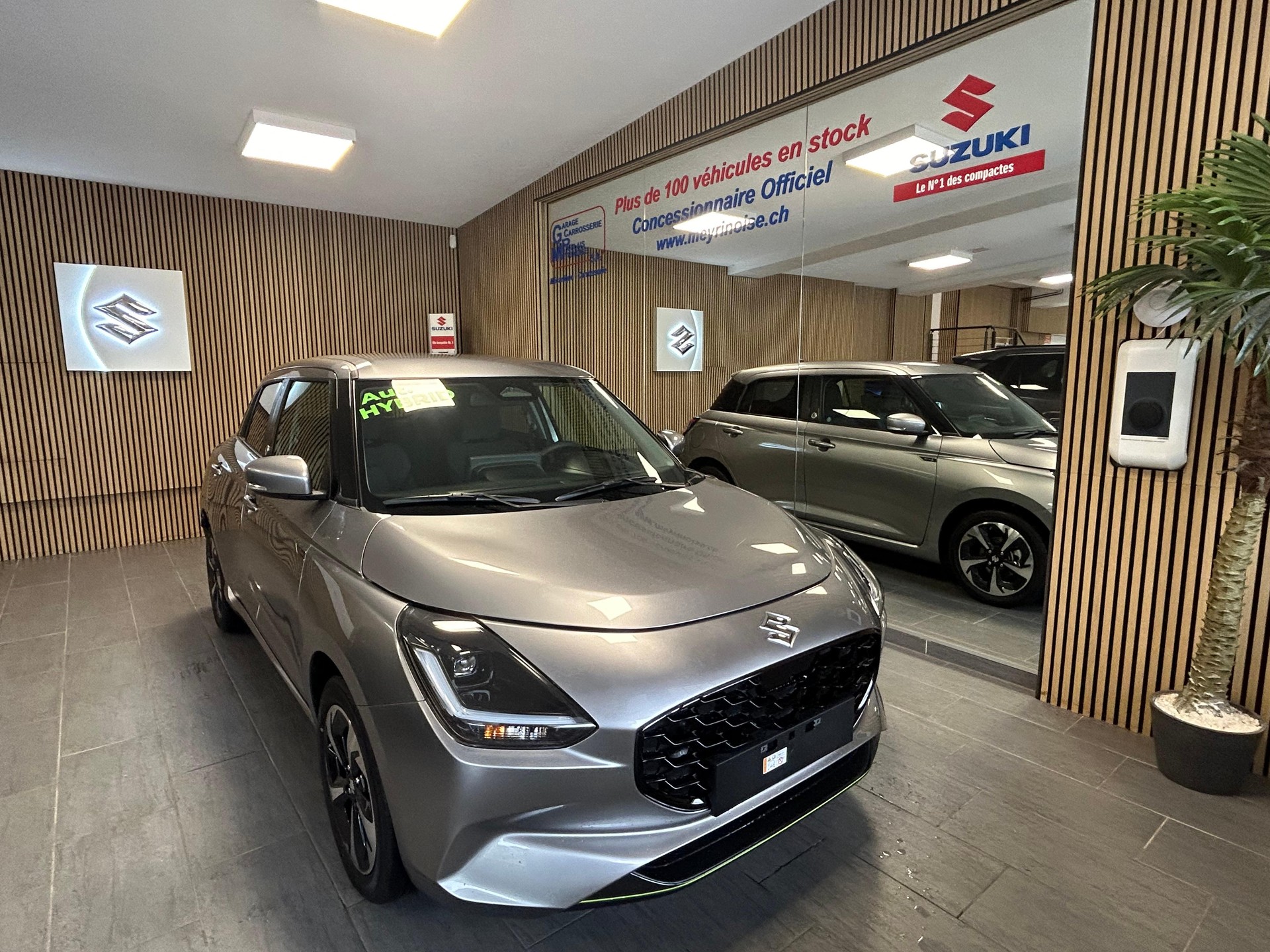 SUZUKI Swift 1.2 1st Edition Top Hybrid MY24 - 1