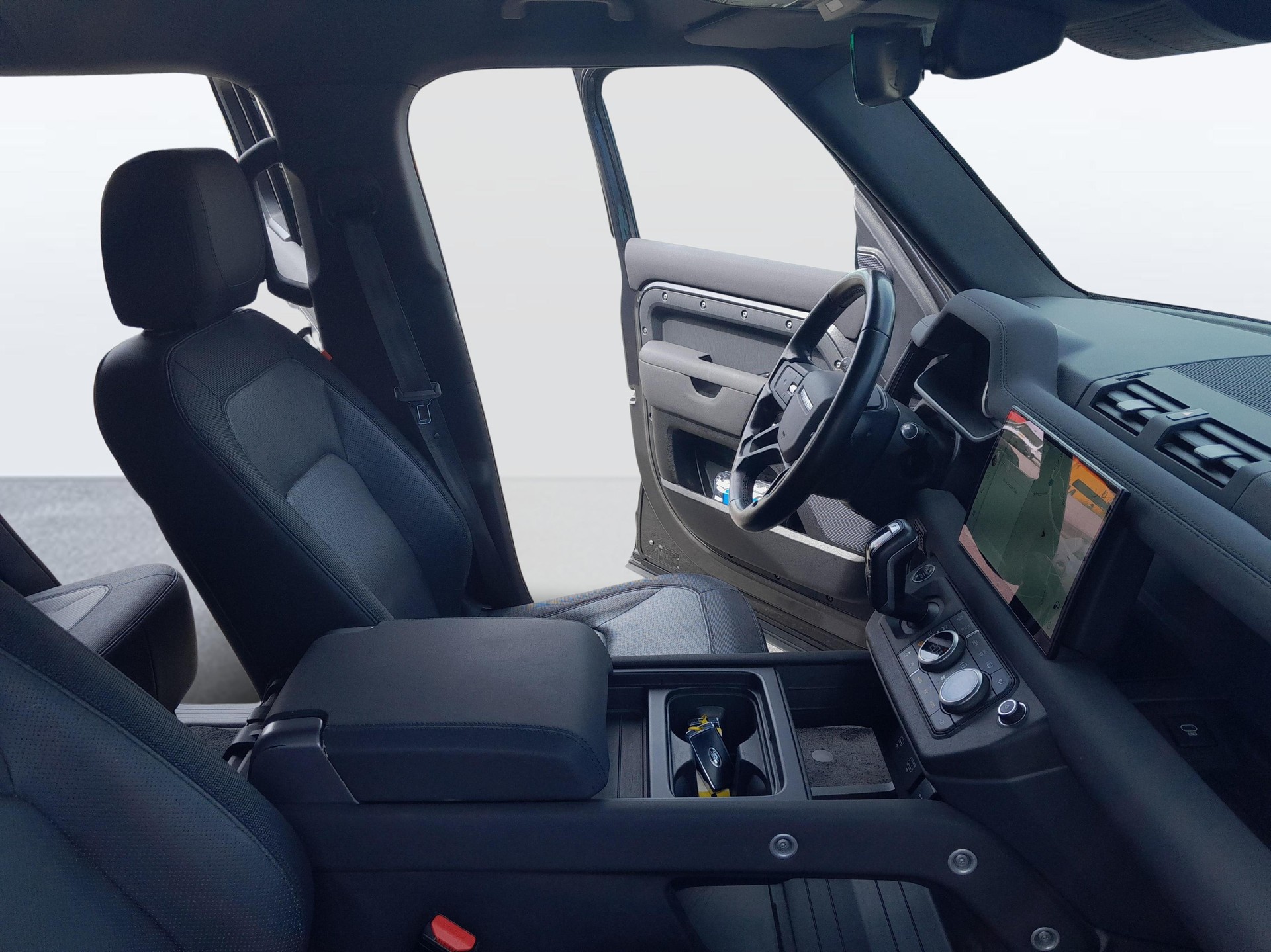 LAND ROVER Defender 110 3.0 D I6 250 X-Dynamic S - 9