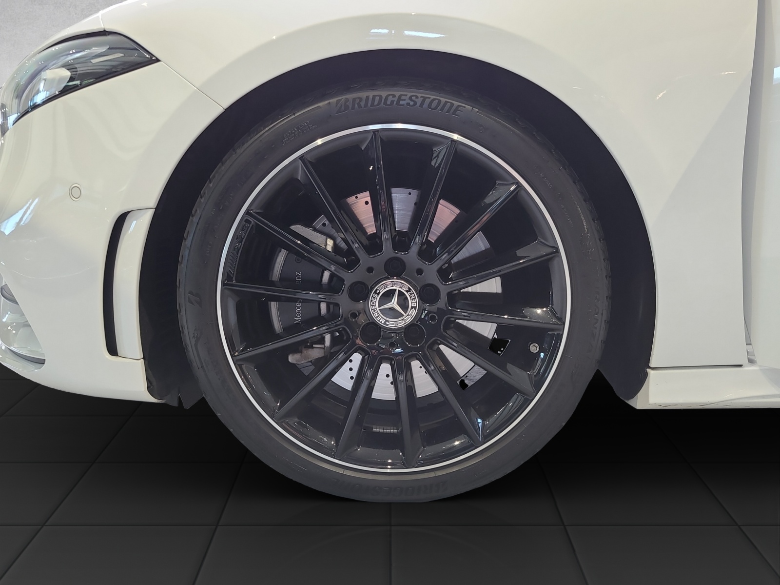 MERCEDES-BENZ A 250 4Matic AMG Line 4Matic 7G-DCT - 10