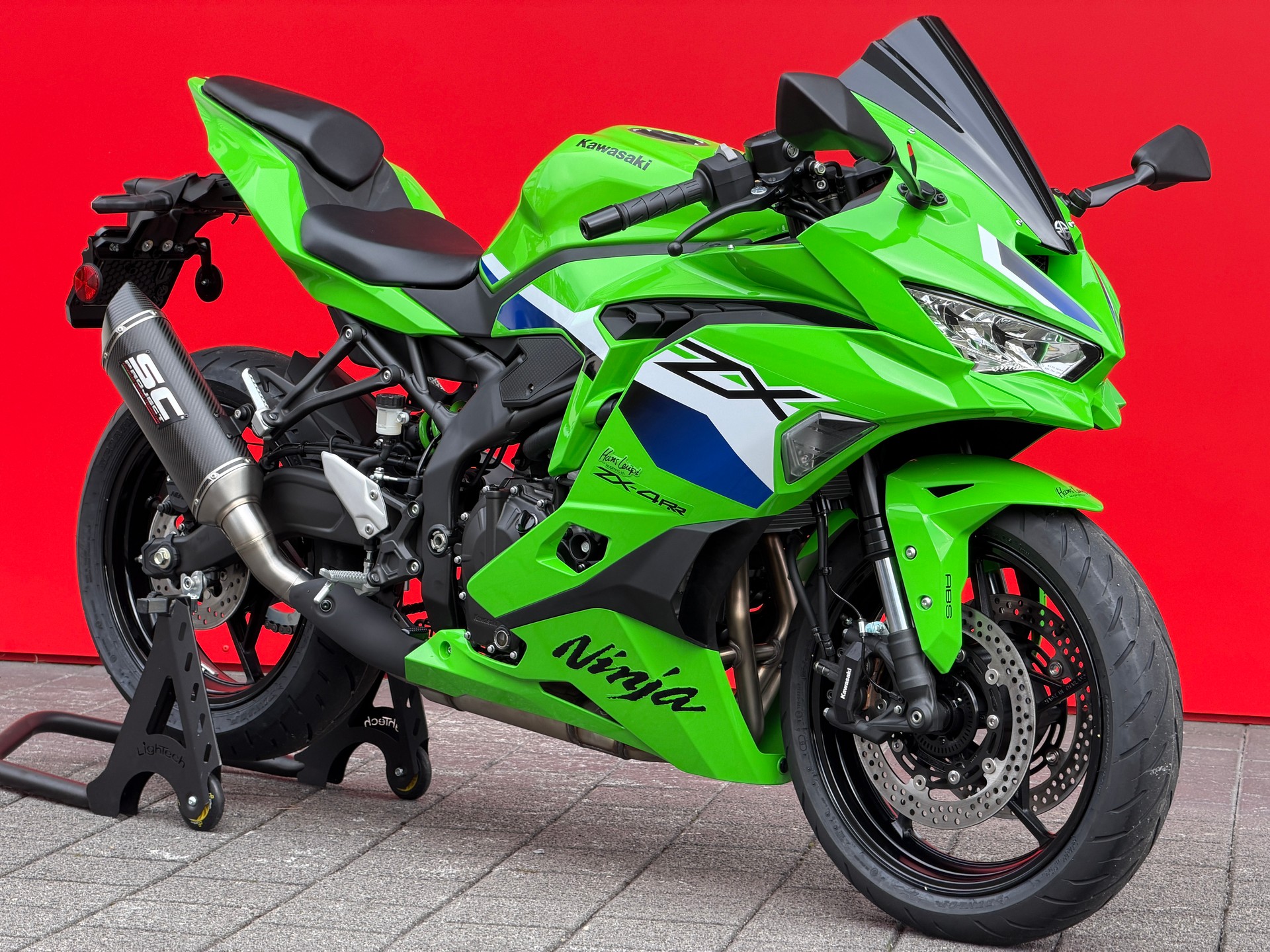KAWASAKI Ninja ZX-4RR - 16