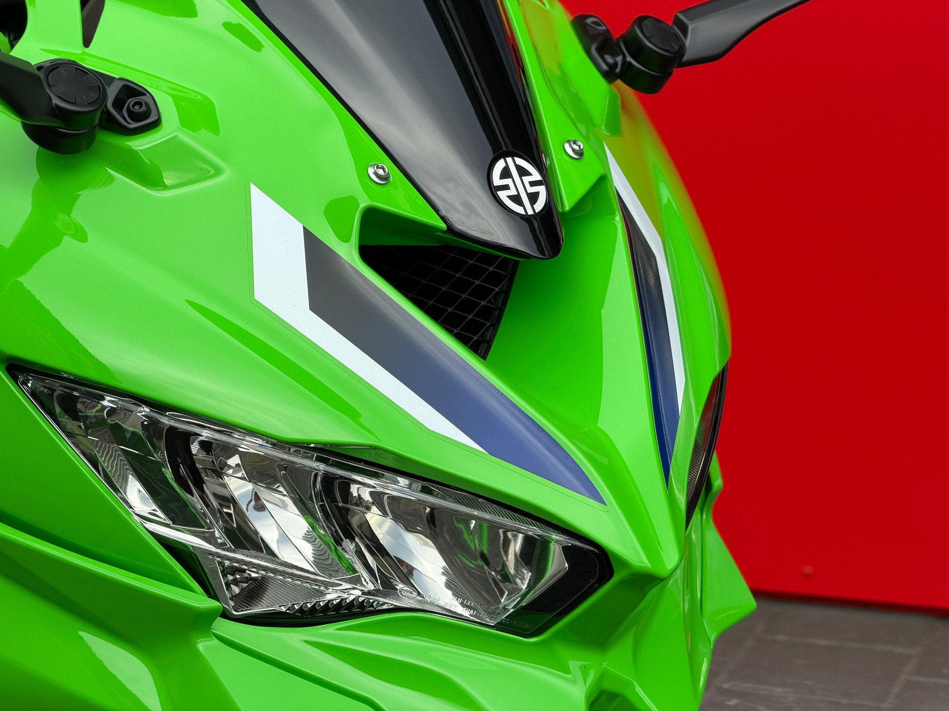 KAWASAKI Ninja ZX-4RR - 7