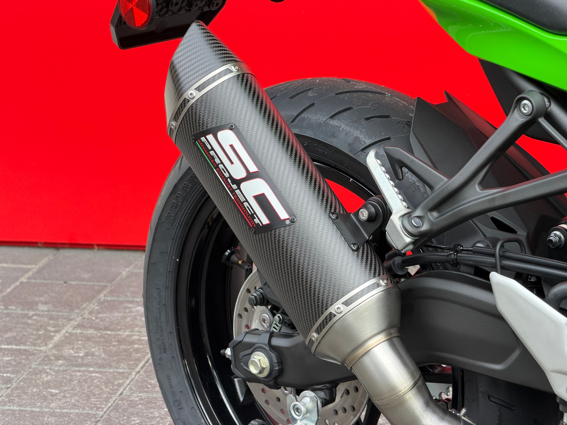 KAWASAKI Ninja ZX-4RR - 5