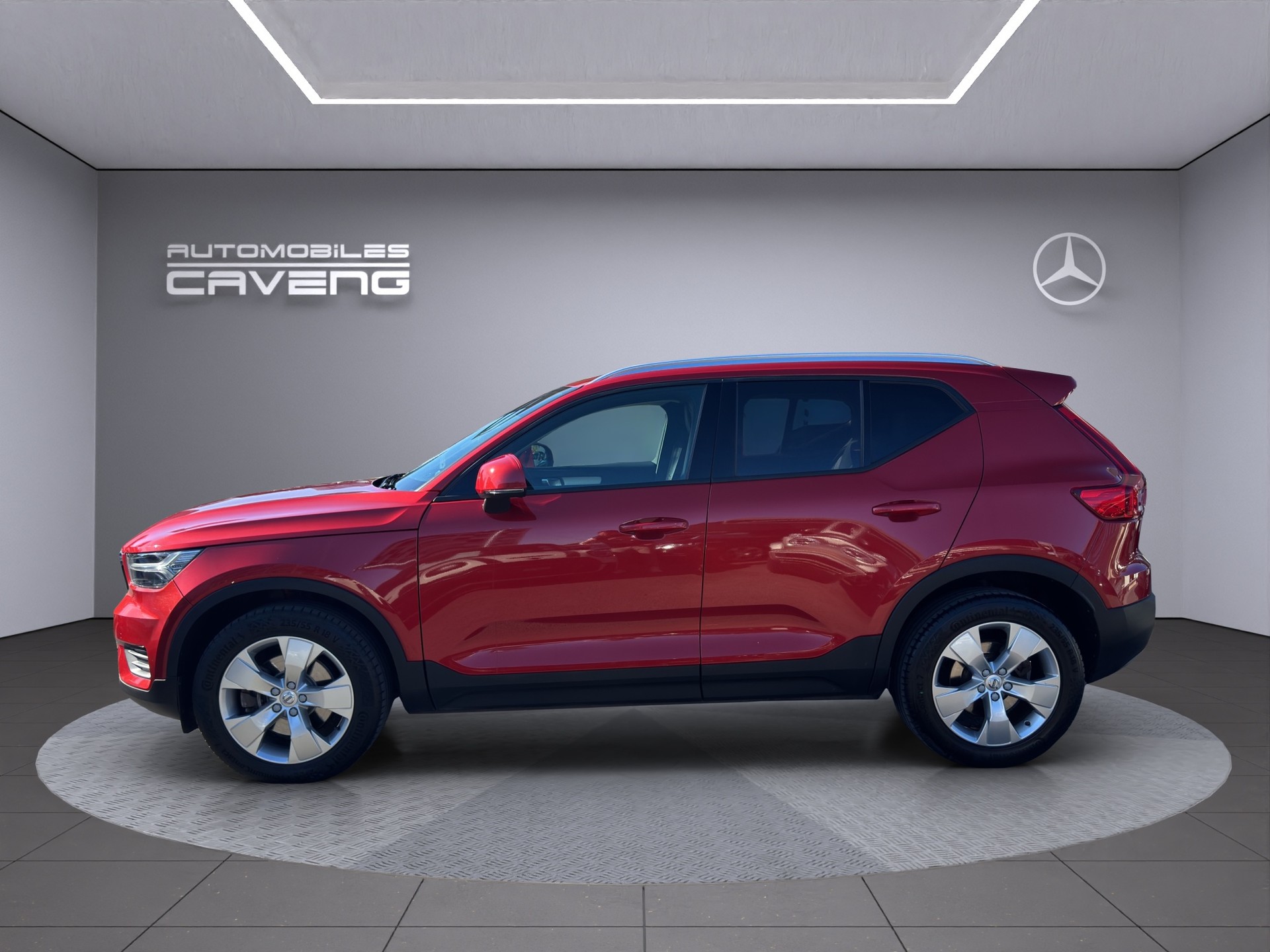VOLVO XC40 D4 AWD Momentum Geartronic - 2