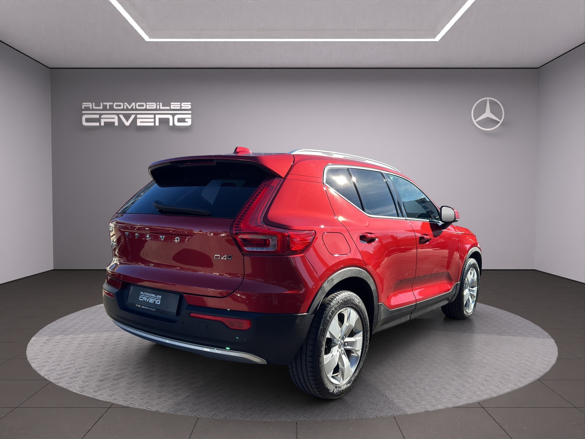 VOLVO XC40 D4 AWD Momentum Geartronic - 5