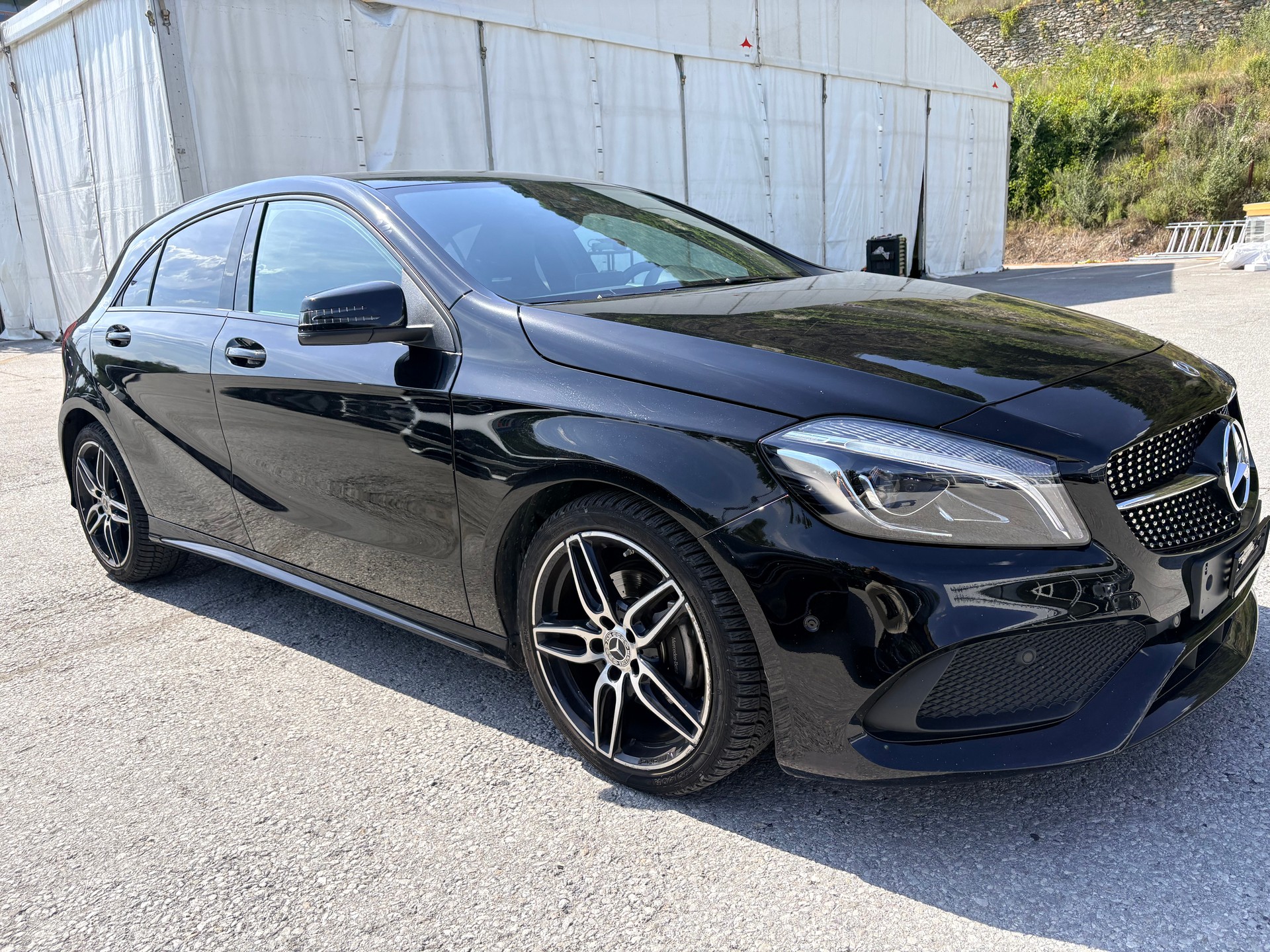 MERCEDES-BENZ A 180 AMG Line 7G-DCT - 2
