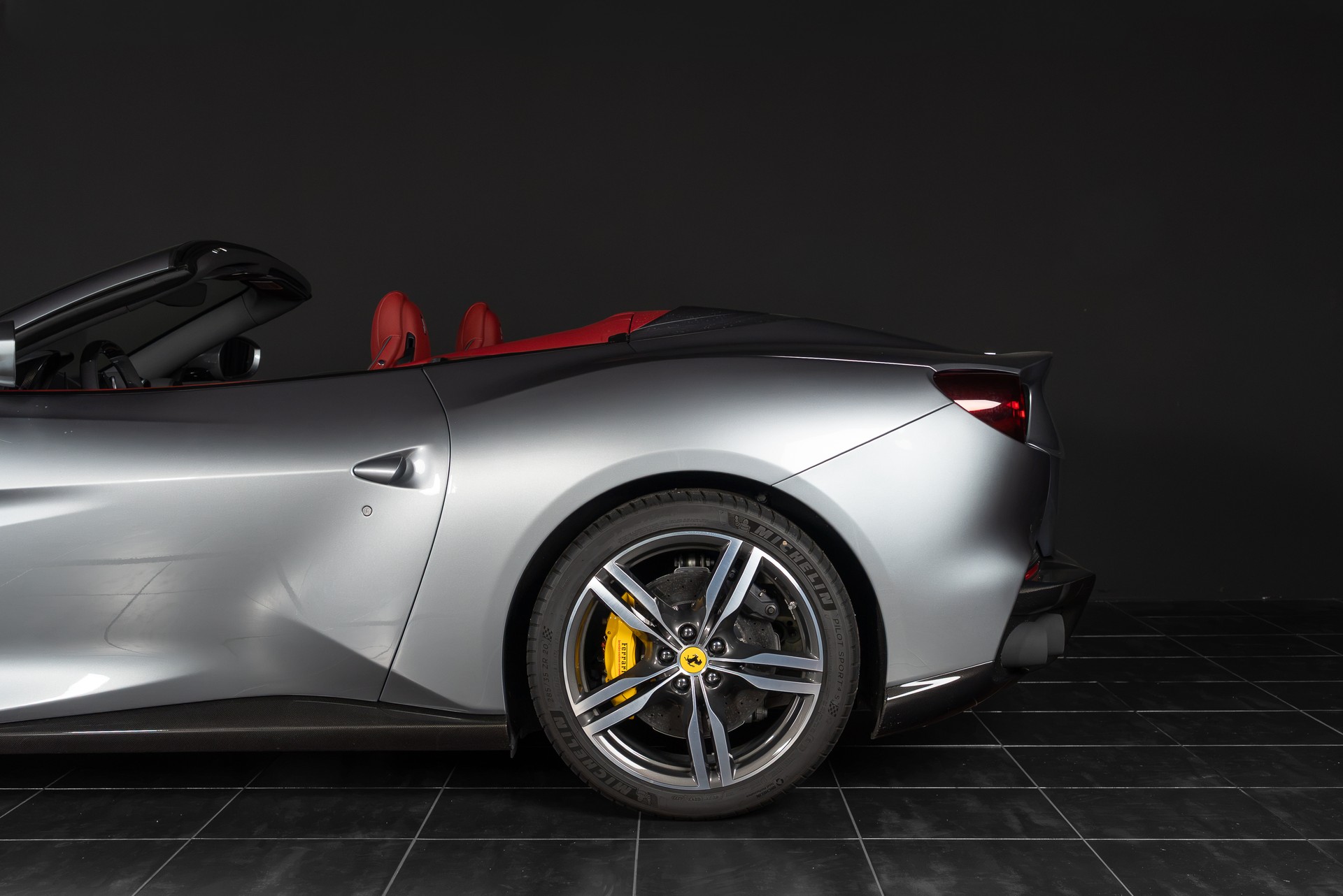 FERRARI Portofino M - 7