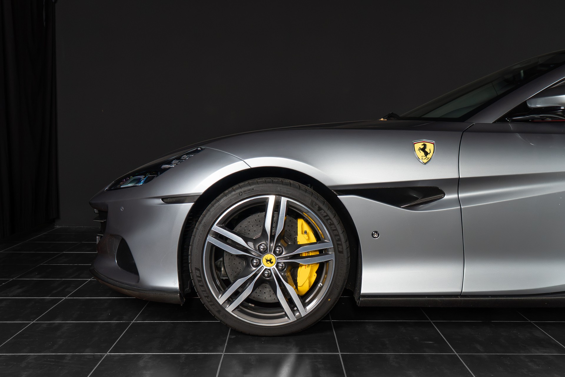 FERRARI Portofino M - 6