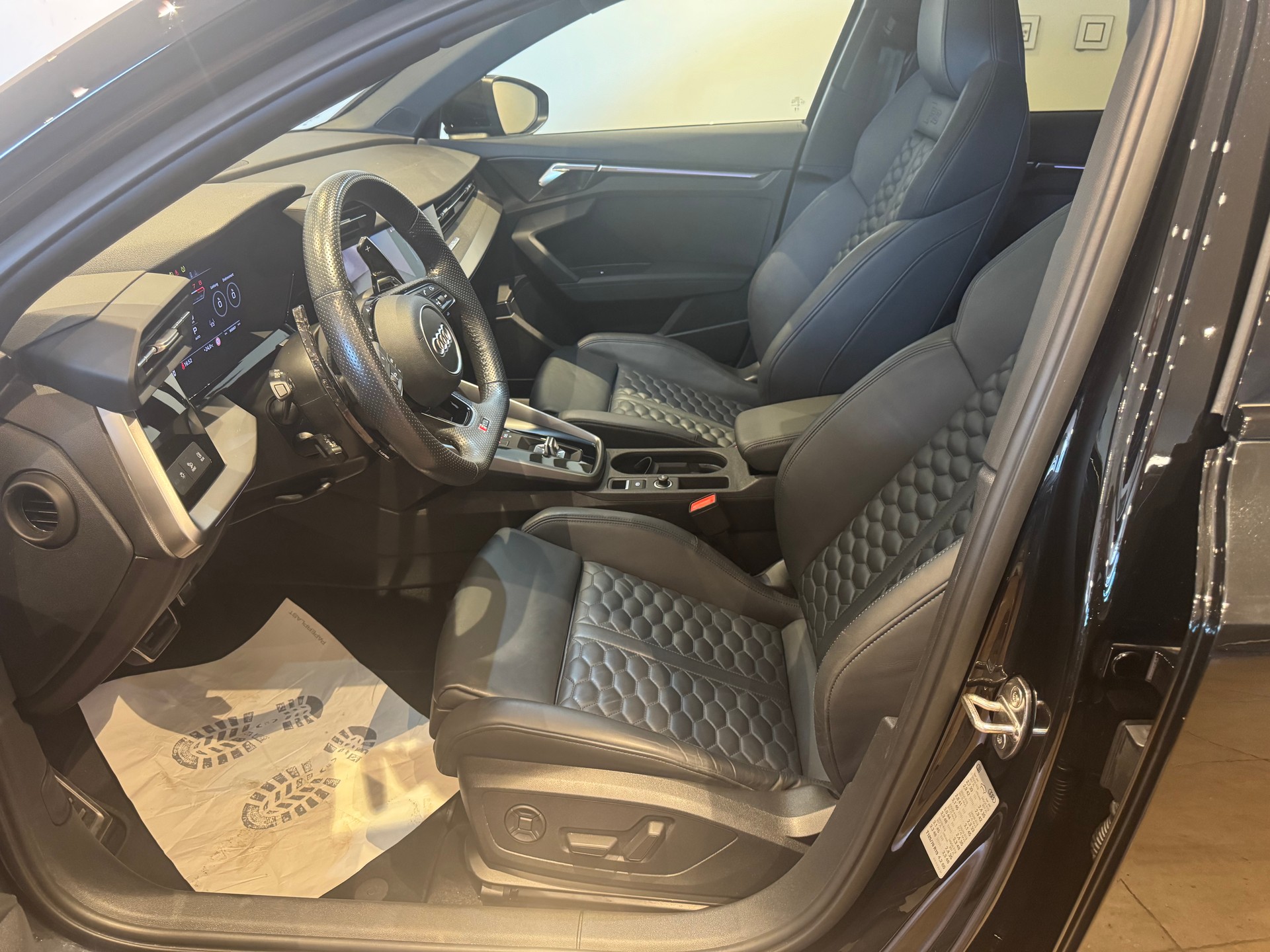 AUDI RS3 Sportback 2.5 TFSI quattro S-Tronic - 15