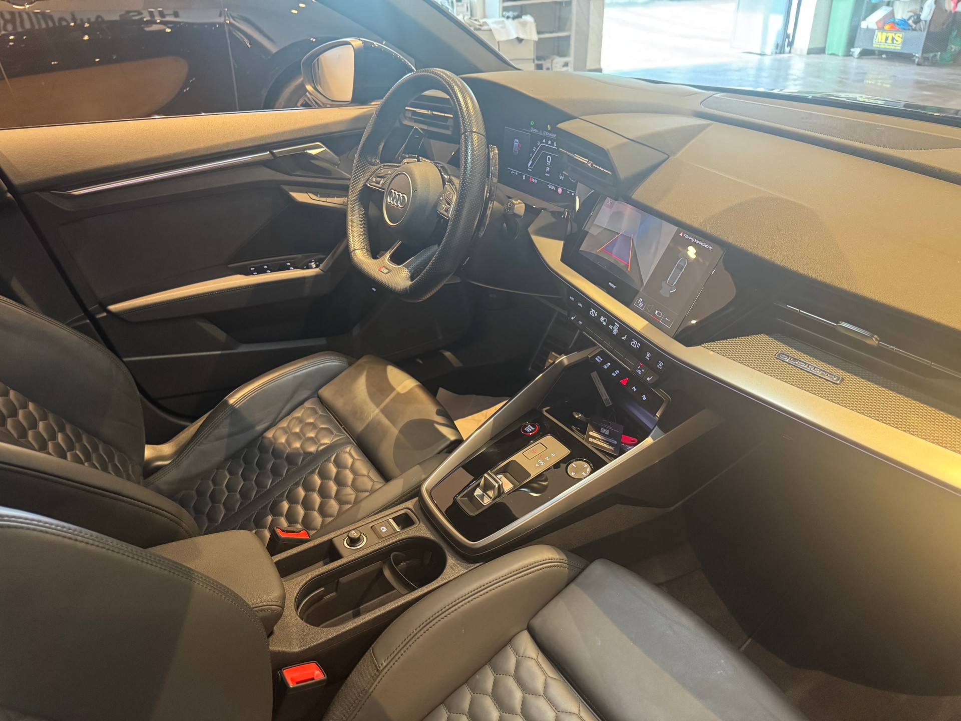 AUDI RS3 Sportback 2.5 TFSI quattro S-Tronic - 9