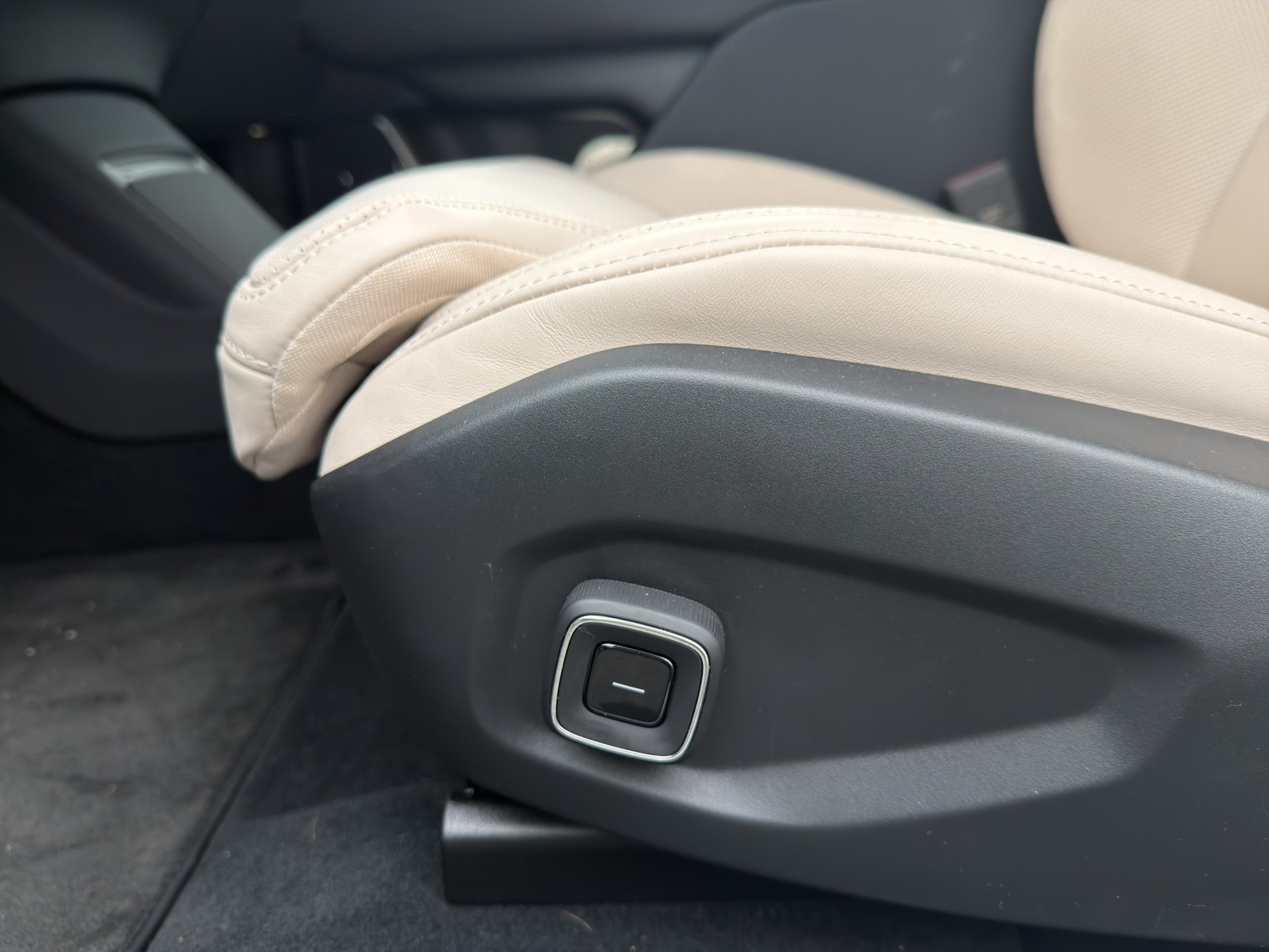 POLESTAR 3 Long Range Dual Motor Performance Nappa - 24