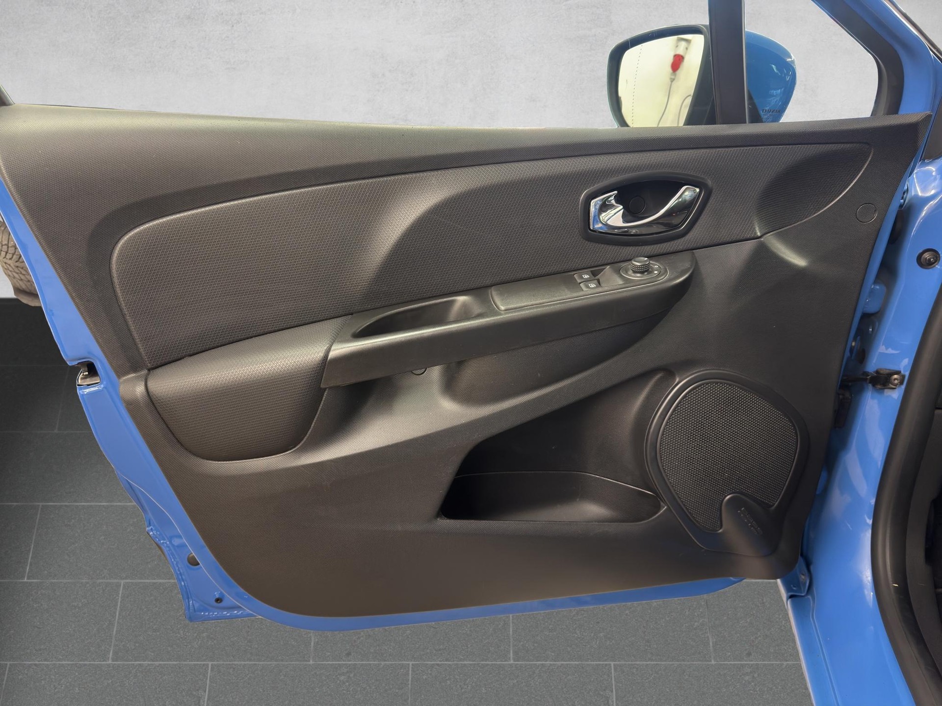 RENAULT Clio 0.9 TCe Expression S/S - 9