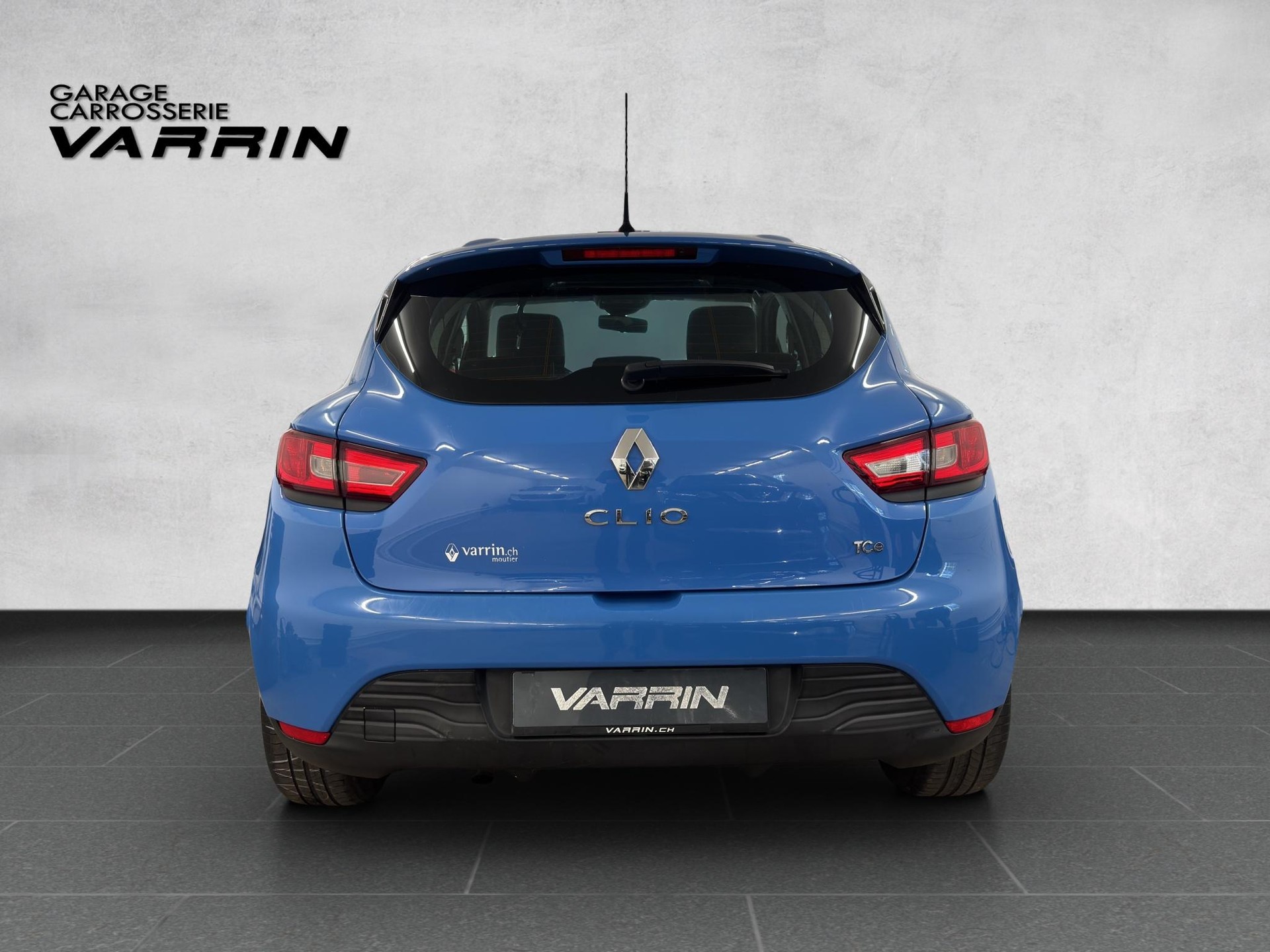 RENAULT Clio 0.9 TCe Expression S/S - 5