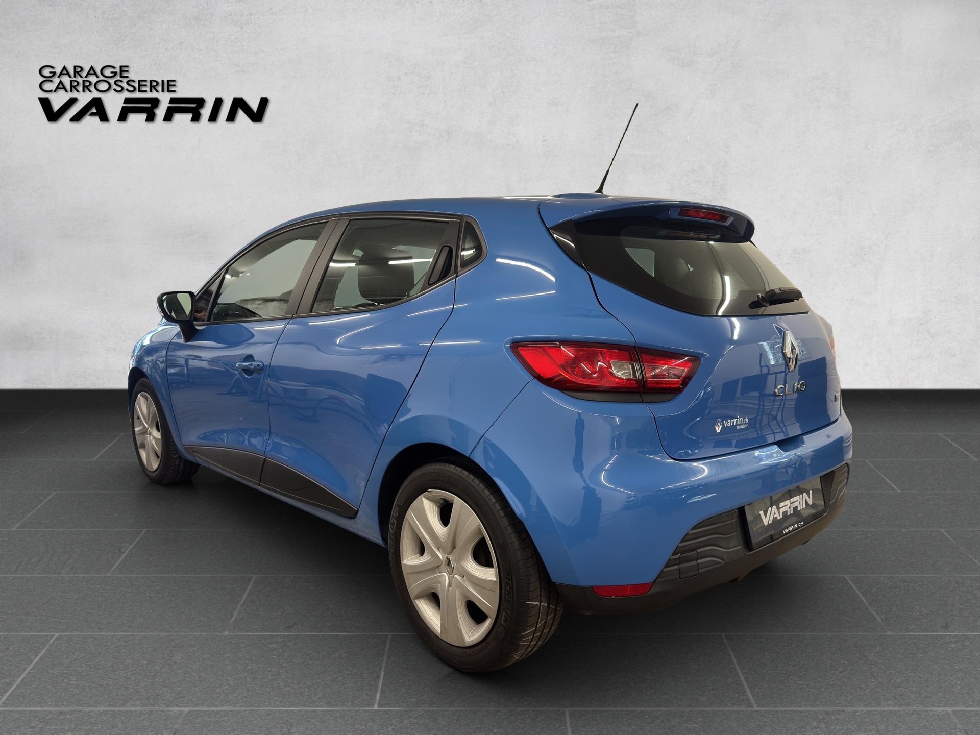 RENAULT Clio 0.9 TCe Expression S/S - 4