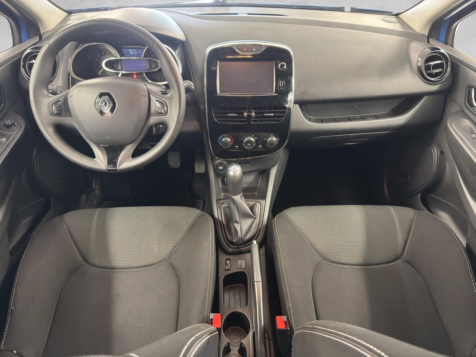 RENAULT Clio 0.9 TCe Expression S/S - 11