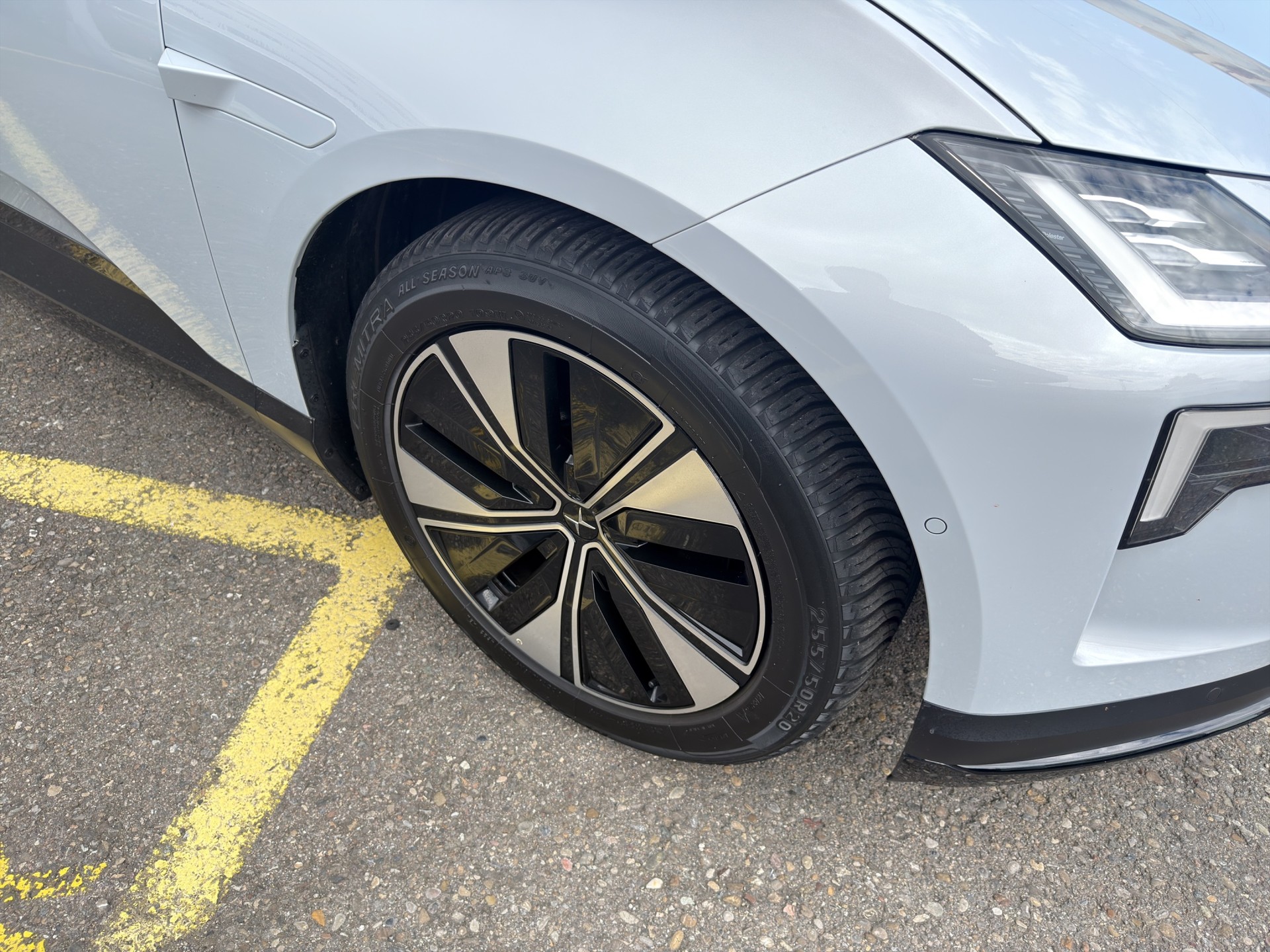 POLESTAR 4 Long Range Dual Motor - 36