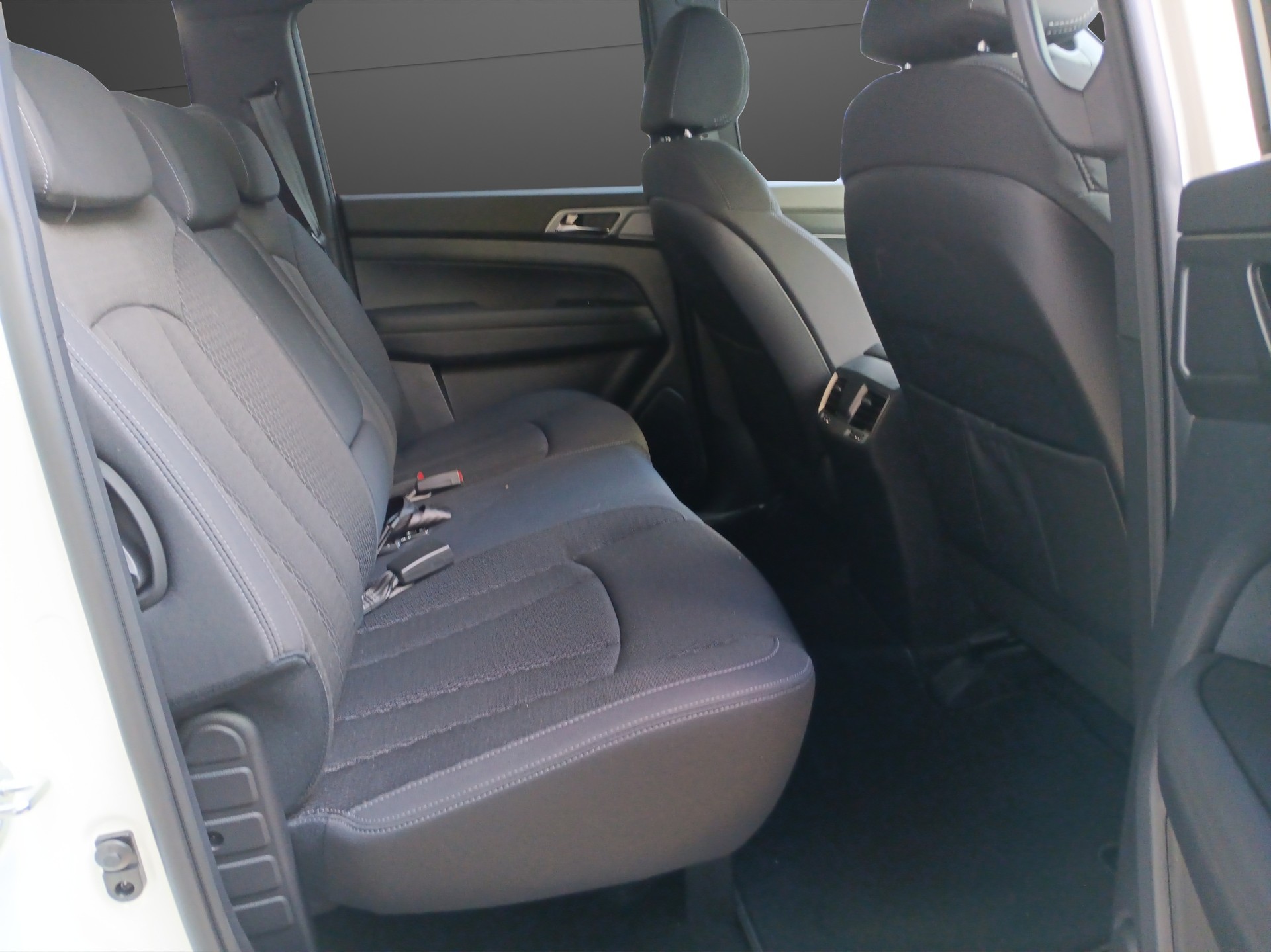 KGM-SsangYong Musso 2.2 Platinum 4WD A - 17