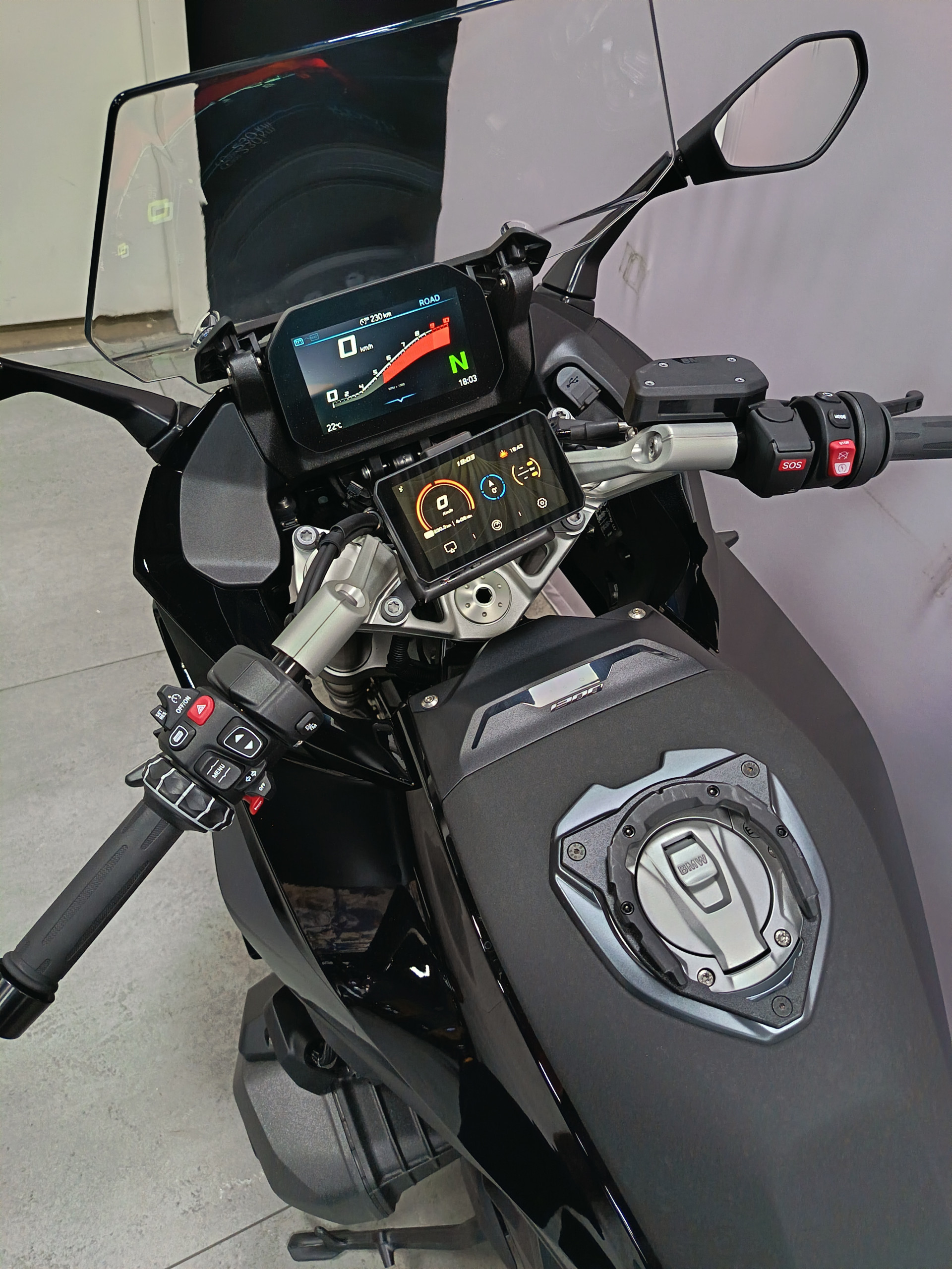 BMW R 1300 RS Triple Black - 6