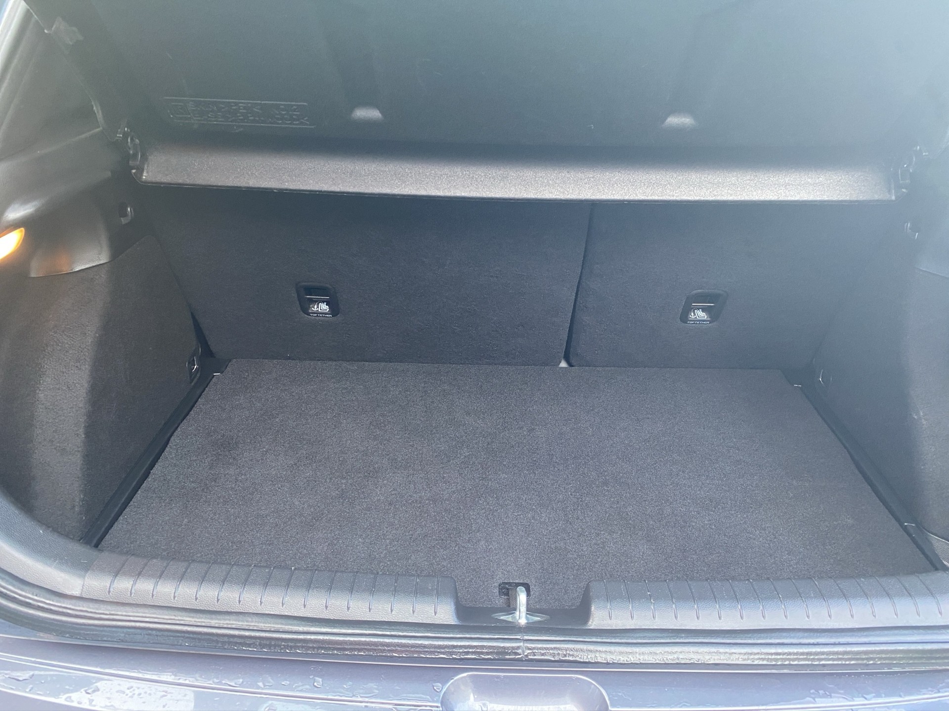 HYUNDAI i20 1.4 Amplia Automatic - 16