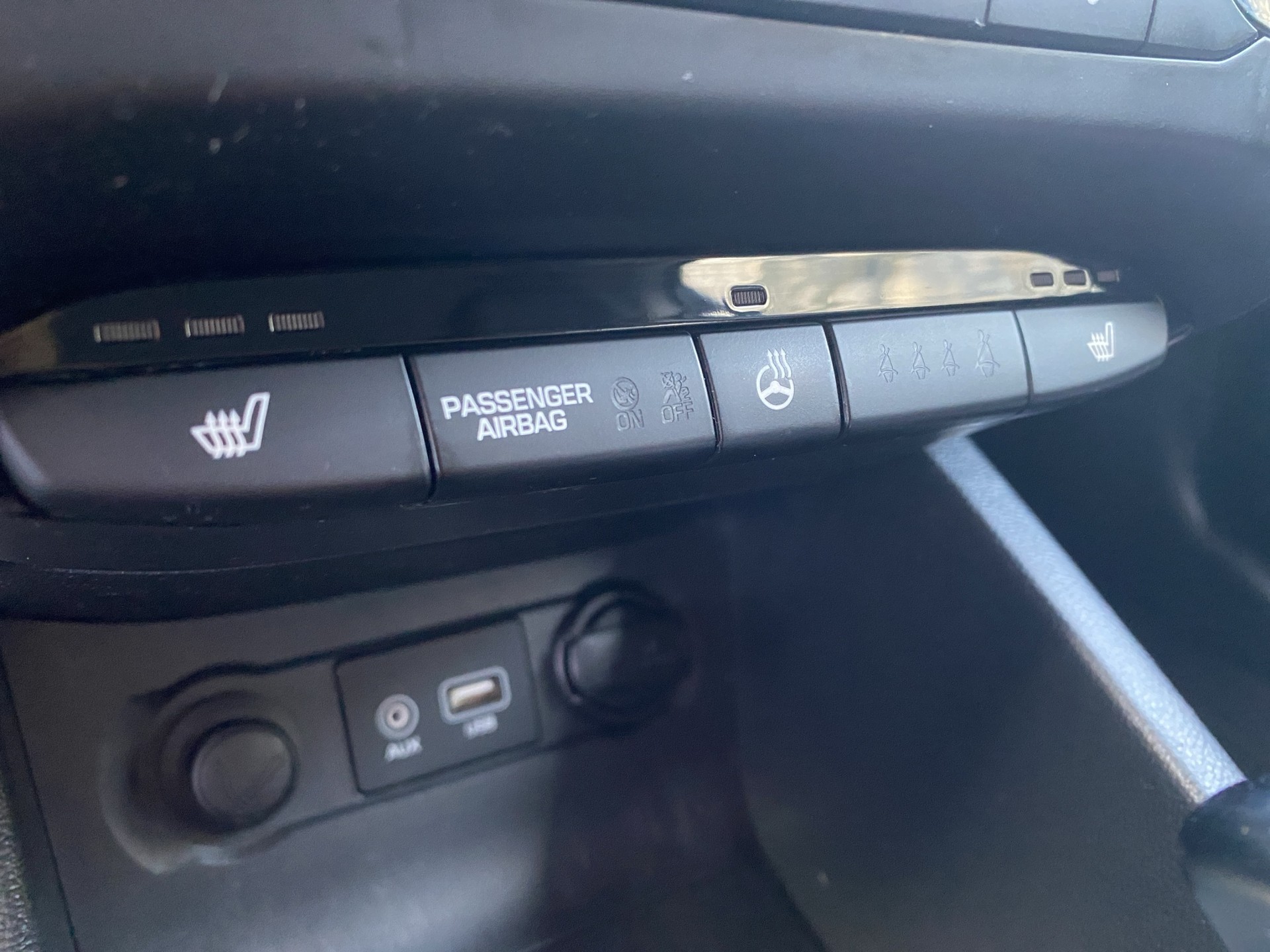 HYUNDAI i20 1.4 Amplia Automatic - 14