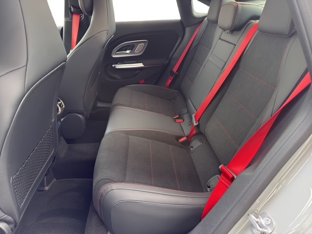 MERCEDES-BENZ CLA 220 8G-DCT 4Matic - 8