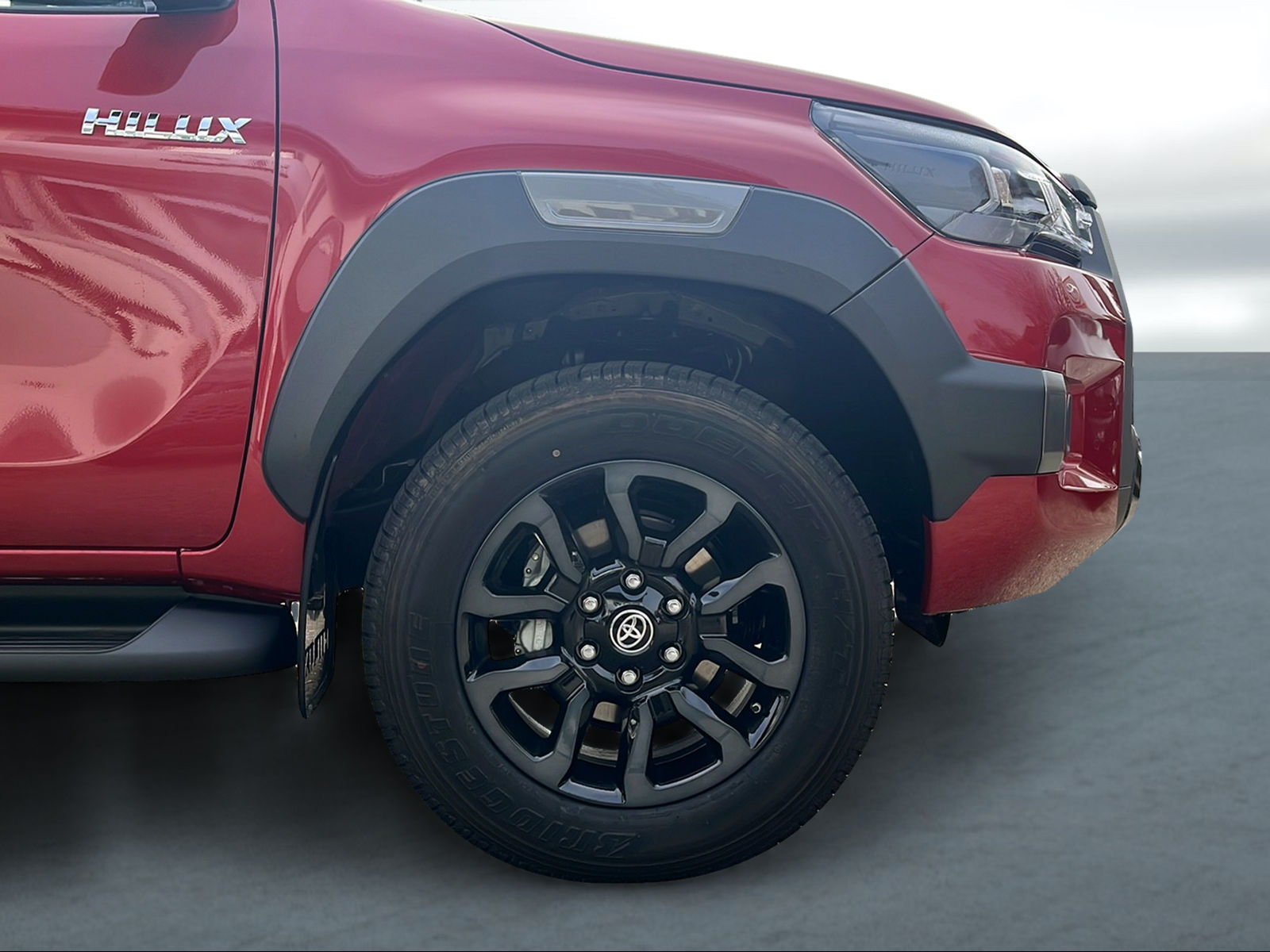 TOYOTA Hilux 2.8d MHEV Invincible Double Cab 4x4 - 5