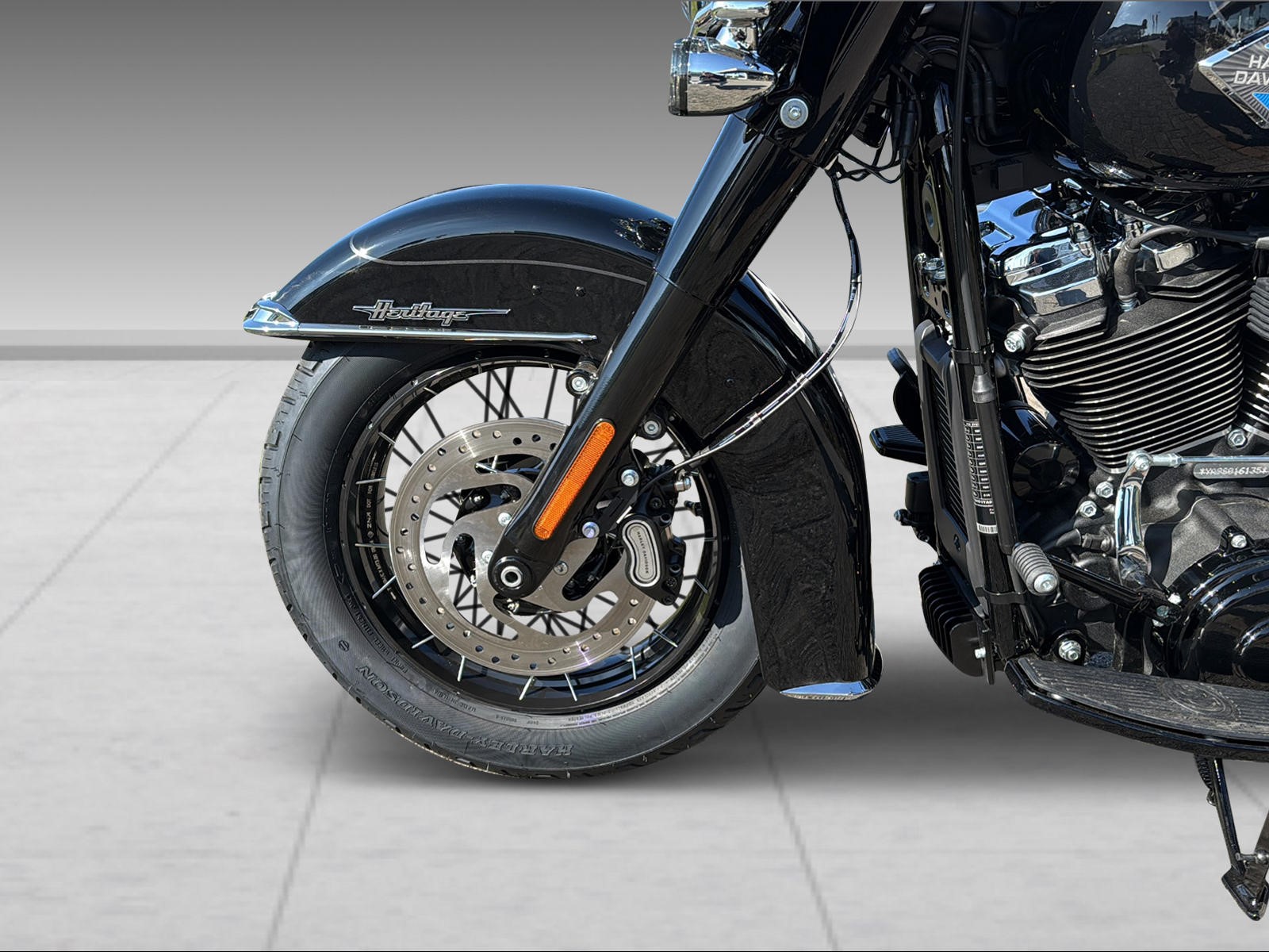 HARLEY-DAVIDSON FLHC Heritage Classic 117ci - 6