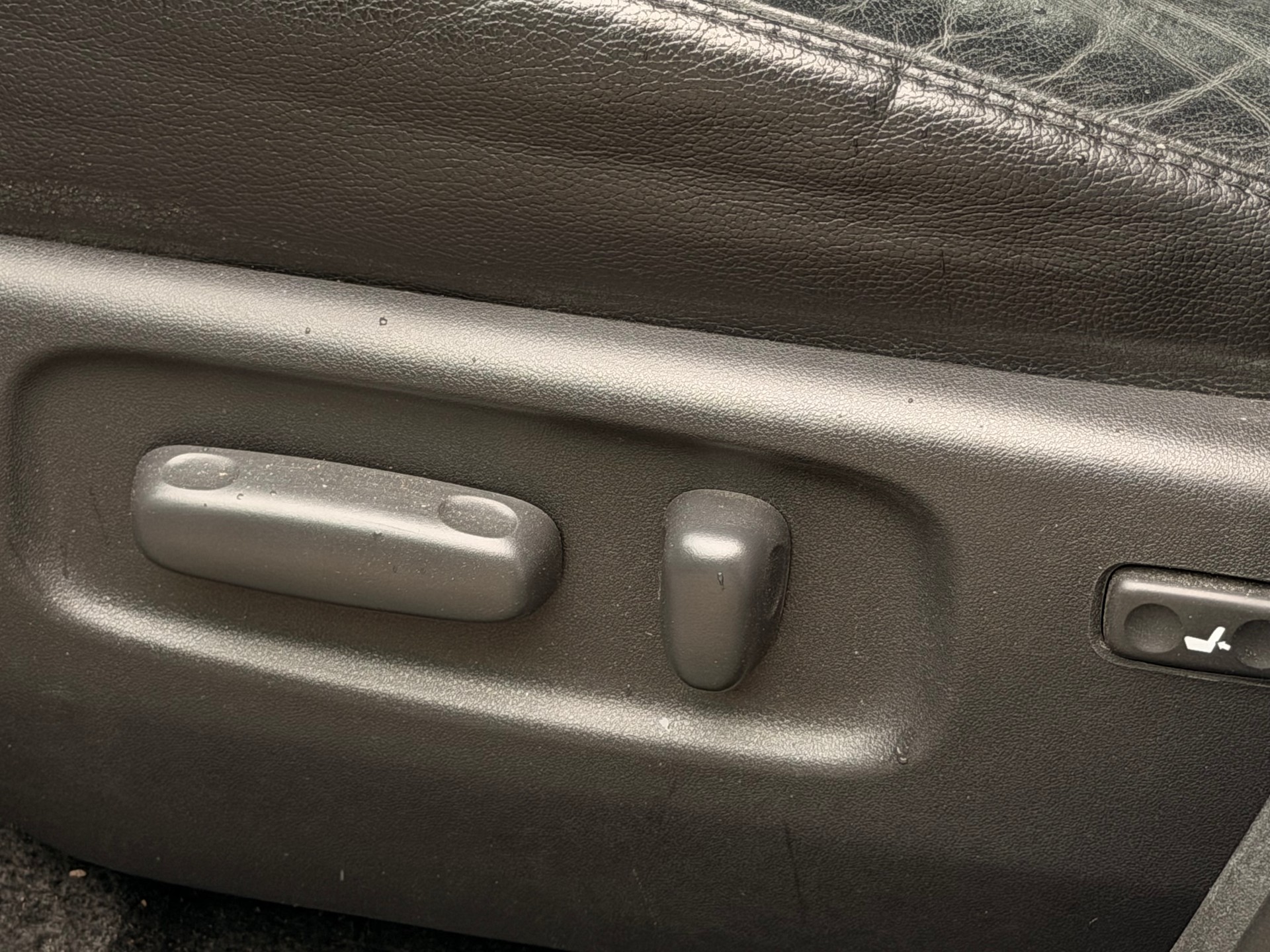 TOYOTA RAV-4 2.0 16V Linea Sol Multidrive - 8