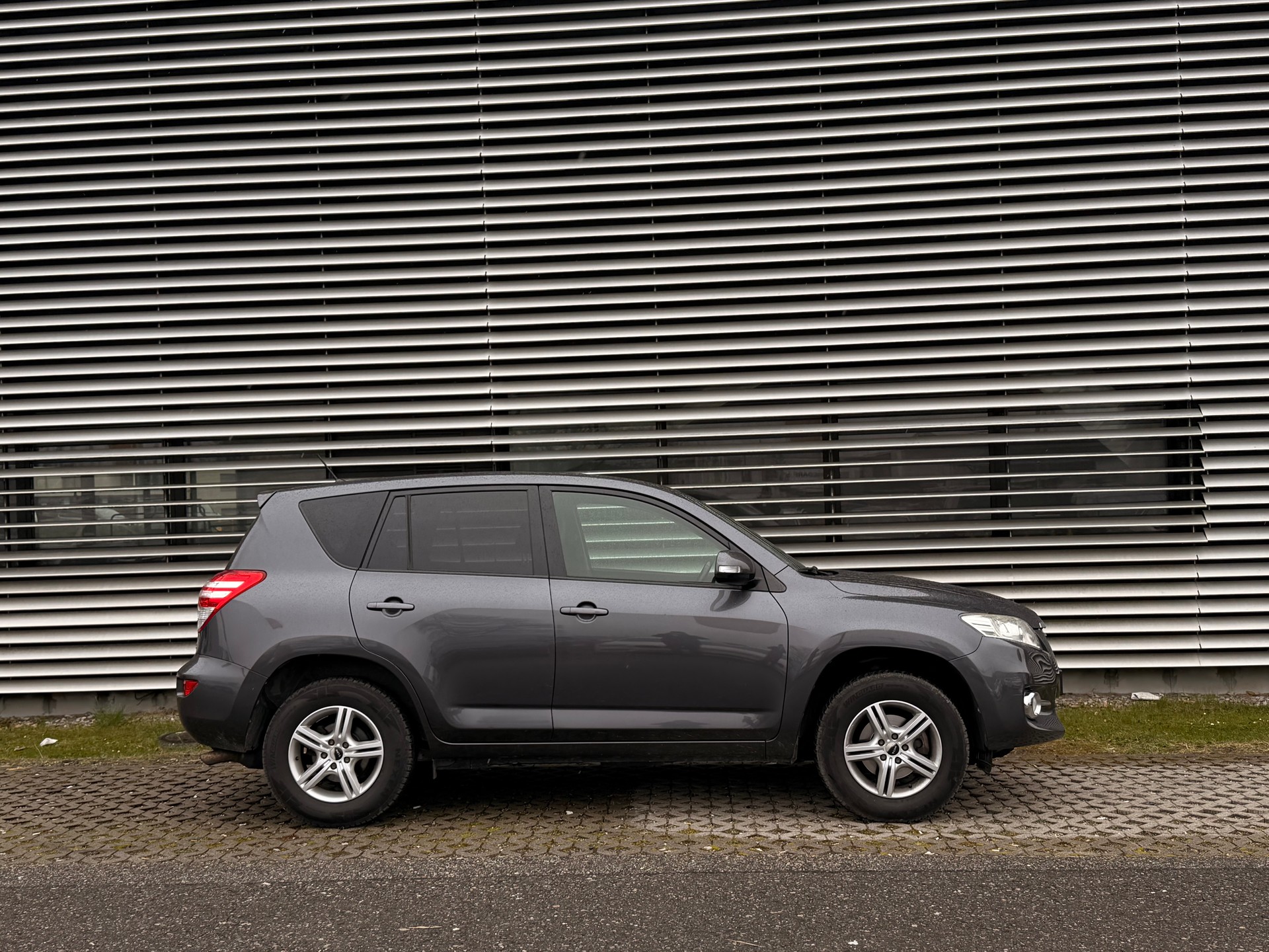 TOYOTA RAV-4 2.0 16V Linea Sol Multidrive - 2