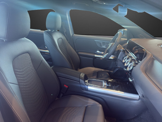 MERCEDES-BENZ EQA 300 4M Swiss Star - 8