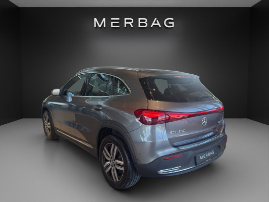 MERCEDES-BENZ EQA 300 4M Swiss Star - 2