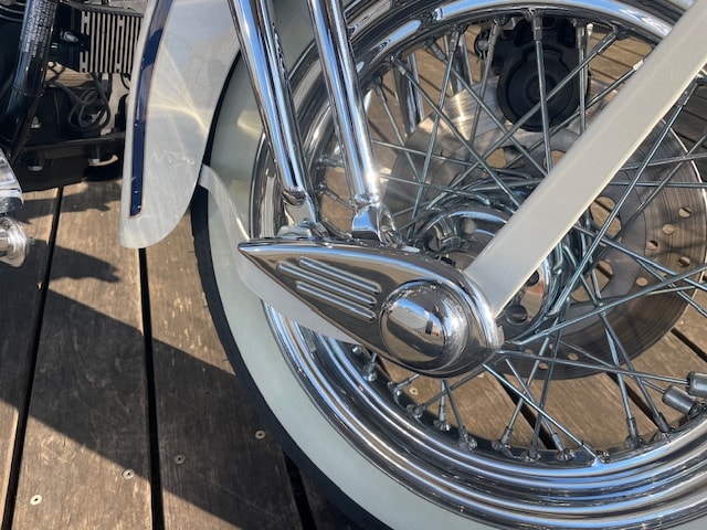HARLEY-DAVIDSON FLSTS Heritage Springer - 5