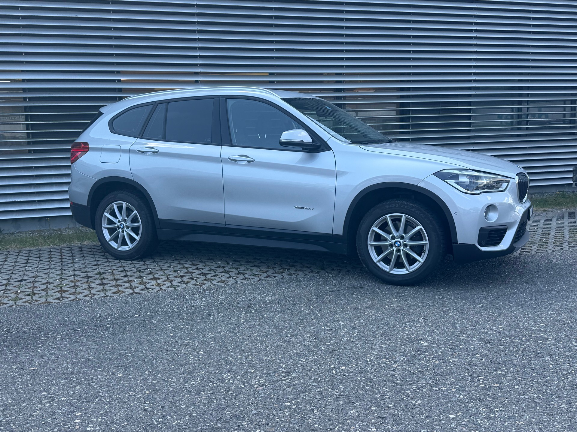 BMW X1 xDrive 18d Sport Line Steptronic - 3