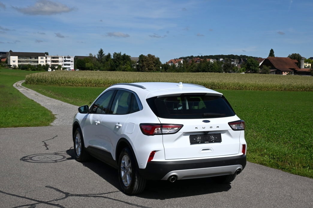 FORD Kuga 1.5 TDCi Titanium Automat - 4