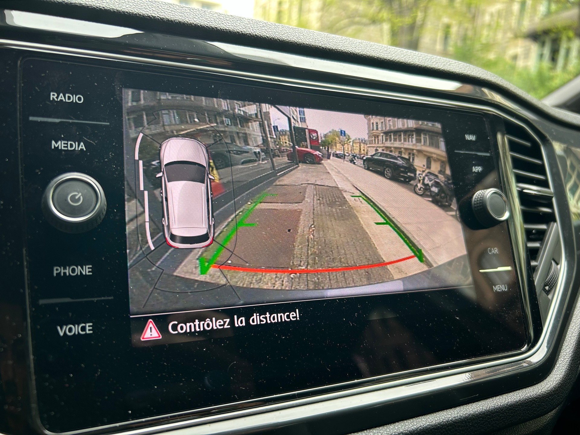 VW T-Roc 1.5 TSI R-line 4M - 11