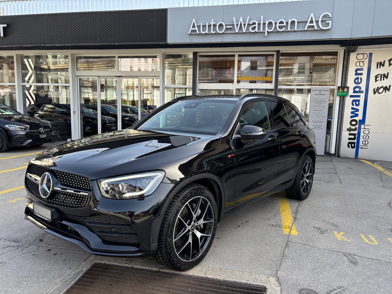 MERCEDES-BENZ GLC 200 AMG Line 4Matic