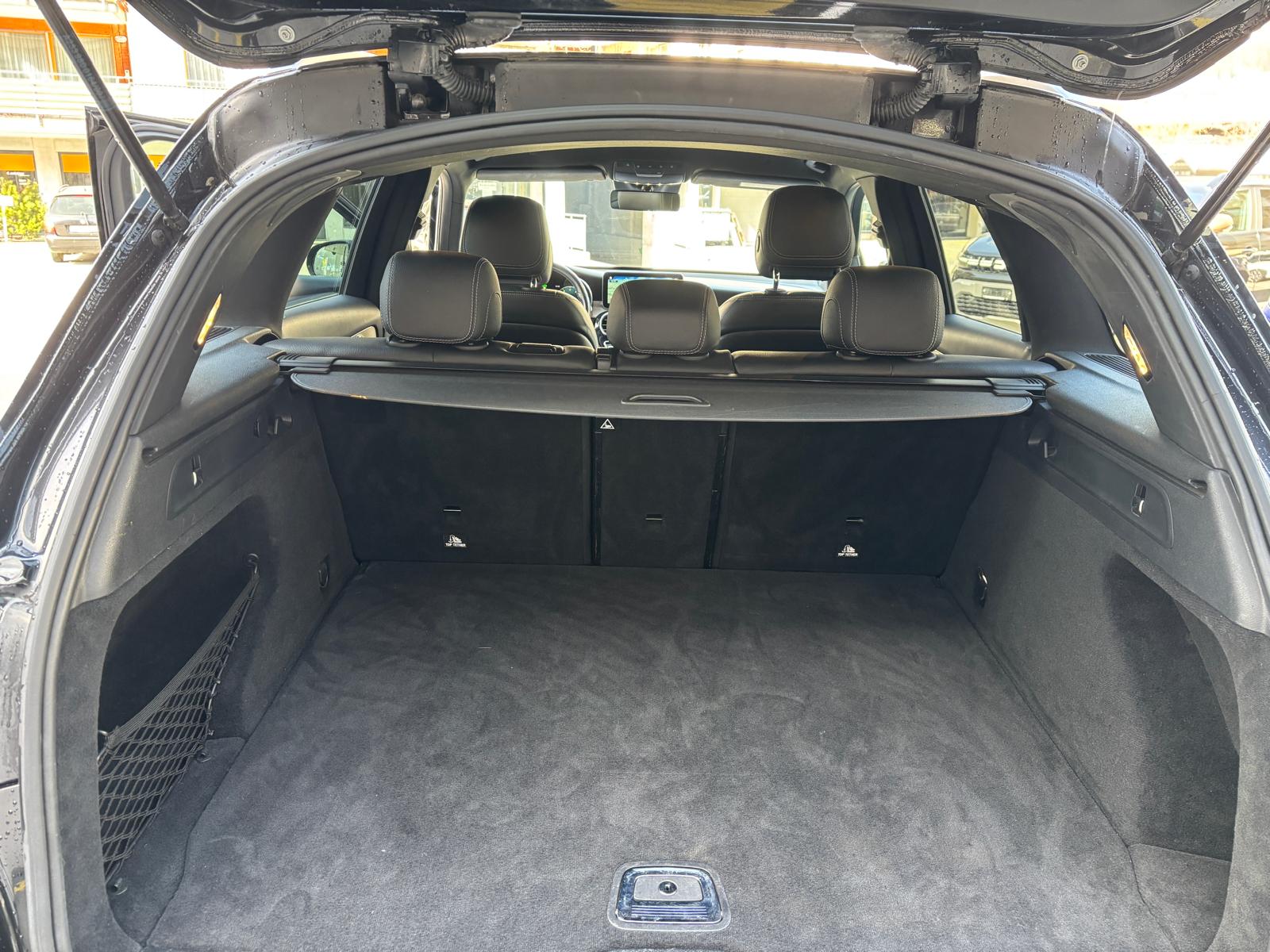 MERCEDES-BENZ GLC 200 AMG Line 4Matic - 11