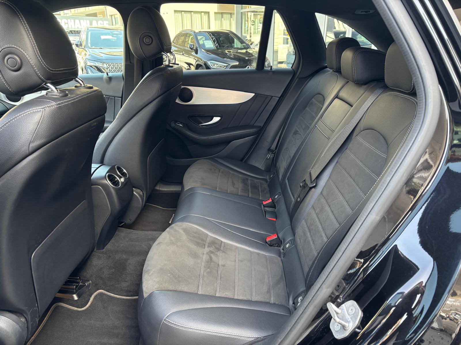 MERCEDES-BENZ GLC 200 AMG Line 4Matic - 10