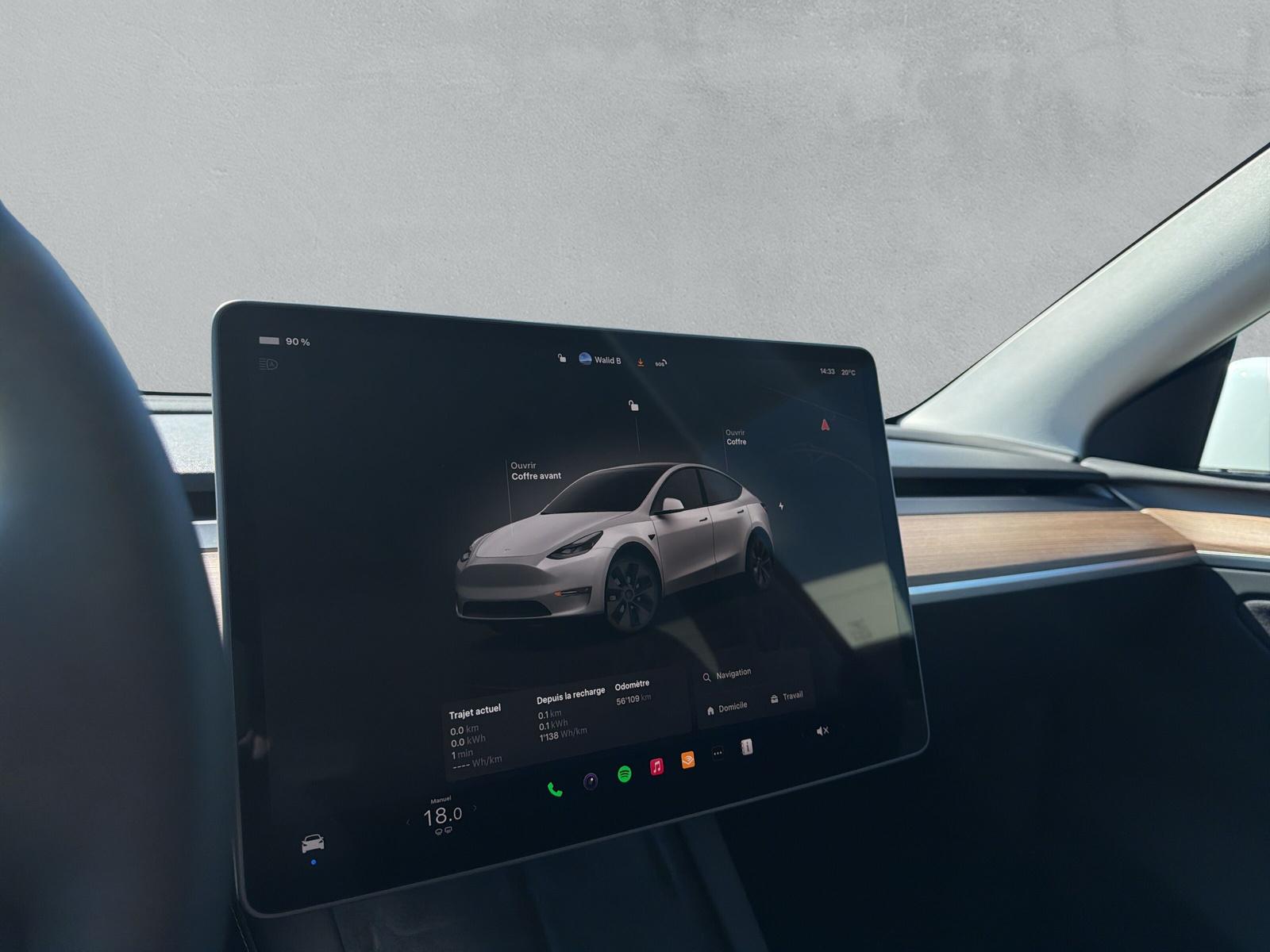 TESLA Model Y Long Range D (CH) - 19