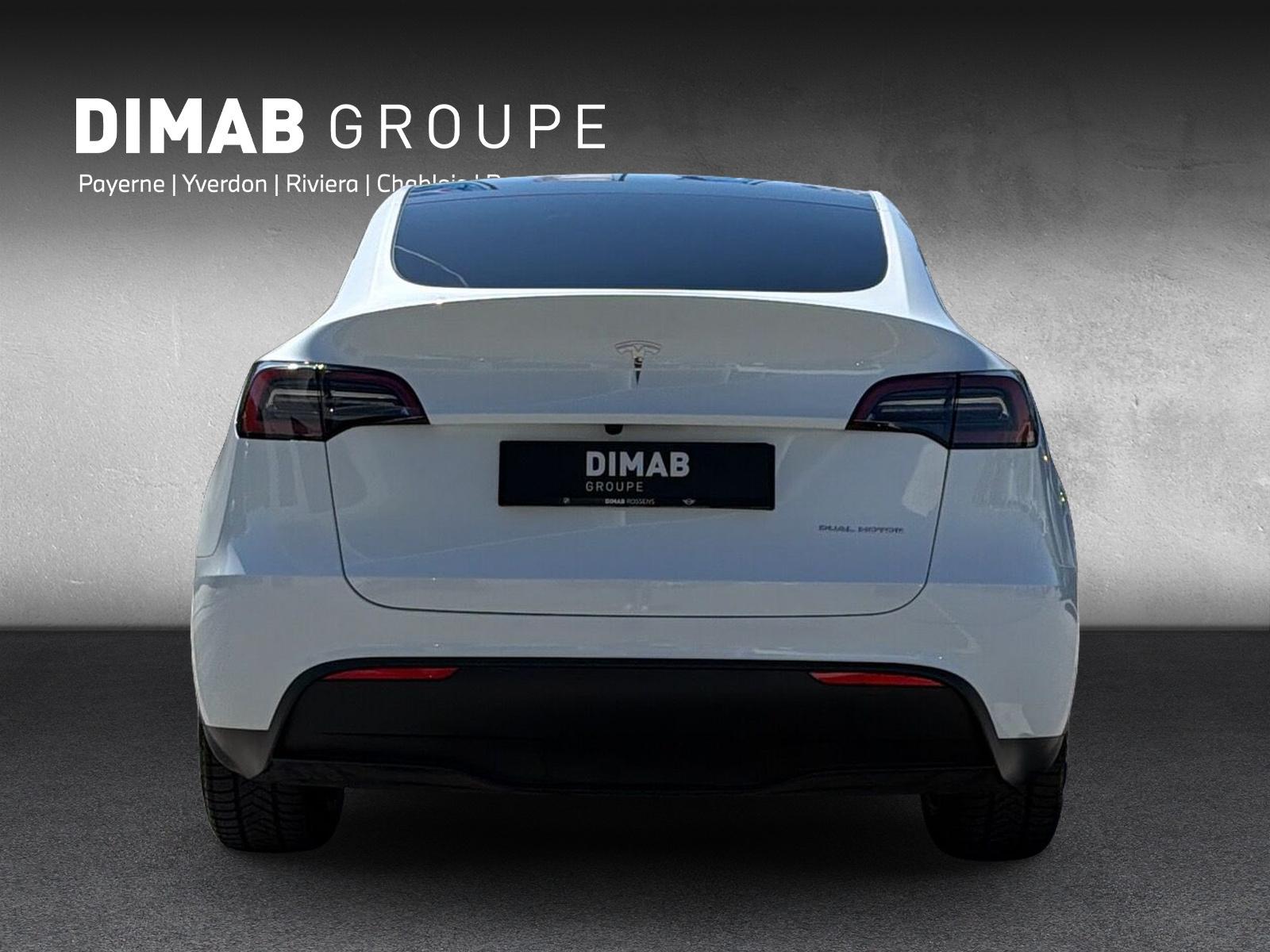 TESLA Model Y Long Range D (CH) - 4