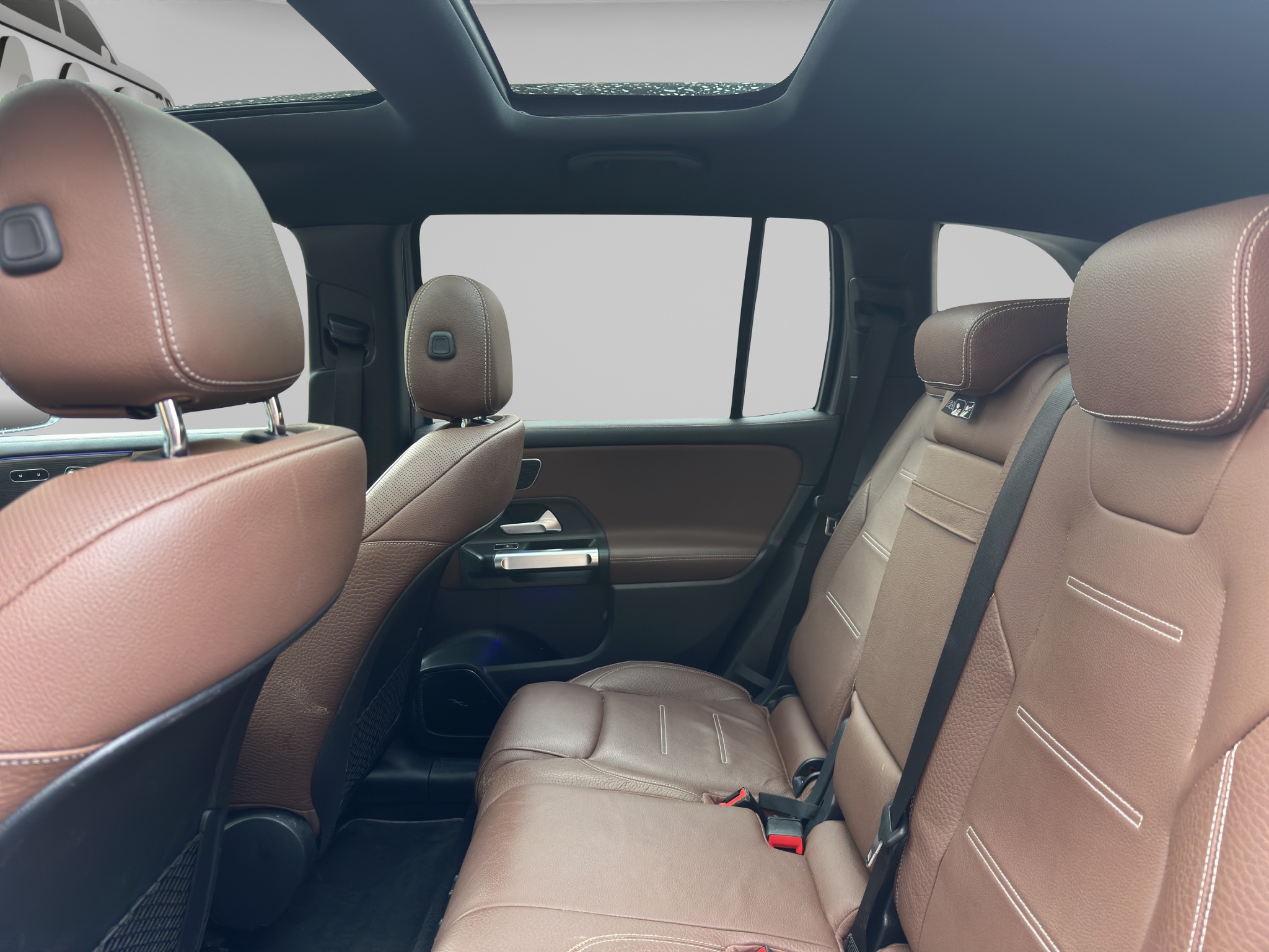 MERCEDES-BENZ GLB 35 AMG 15