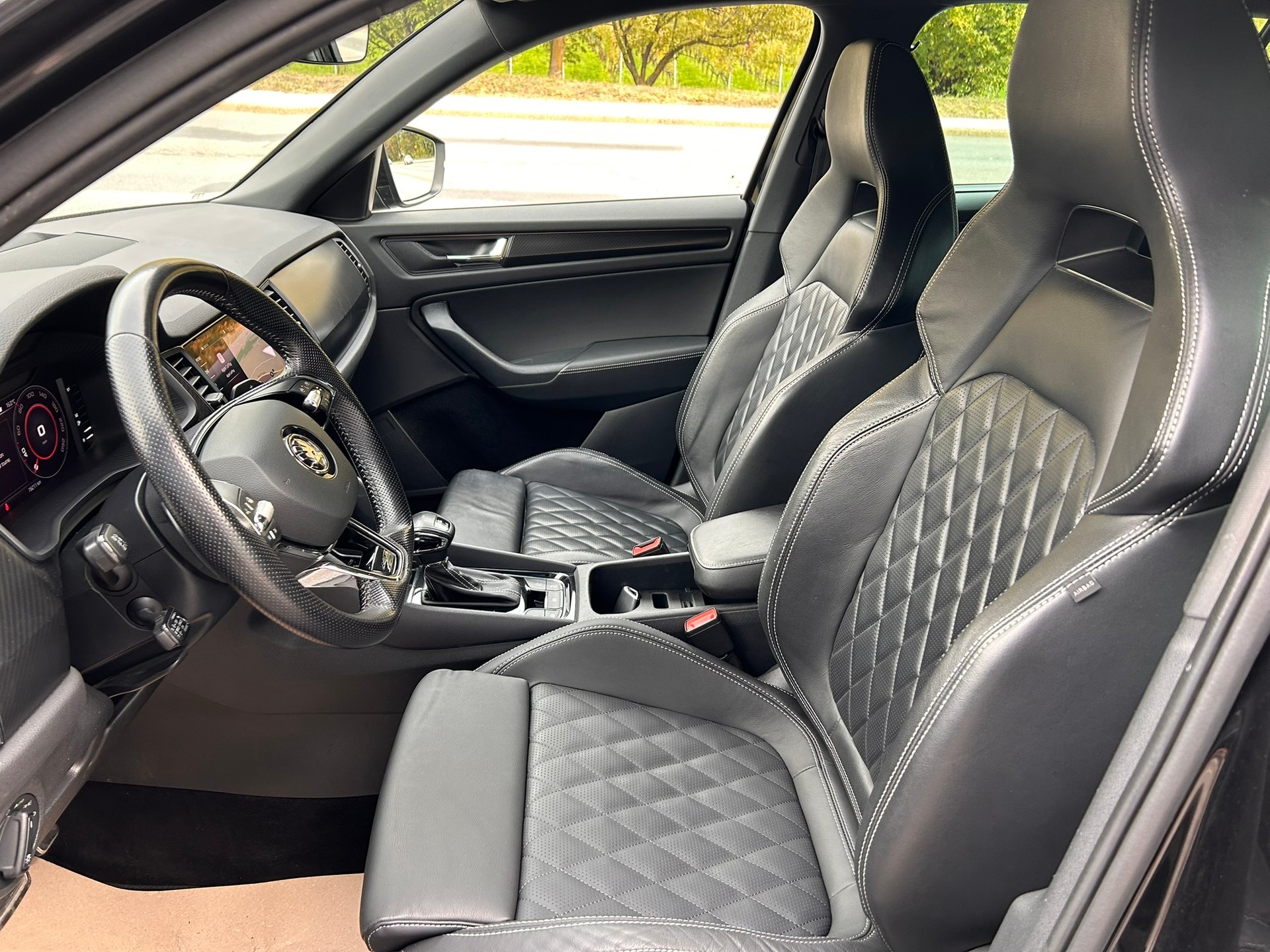 SKODA Kodiaq 2.0 TSI 4x4 Sport Line - 6