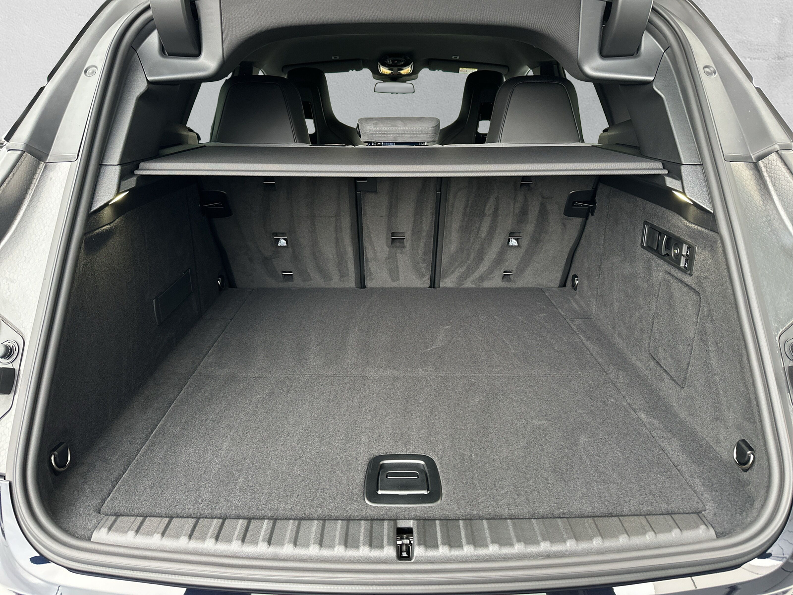 BMW iX xDrive60 M Sport Pro - 10