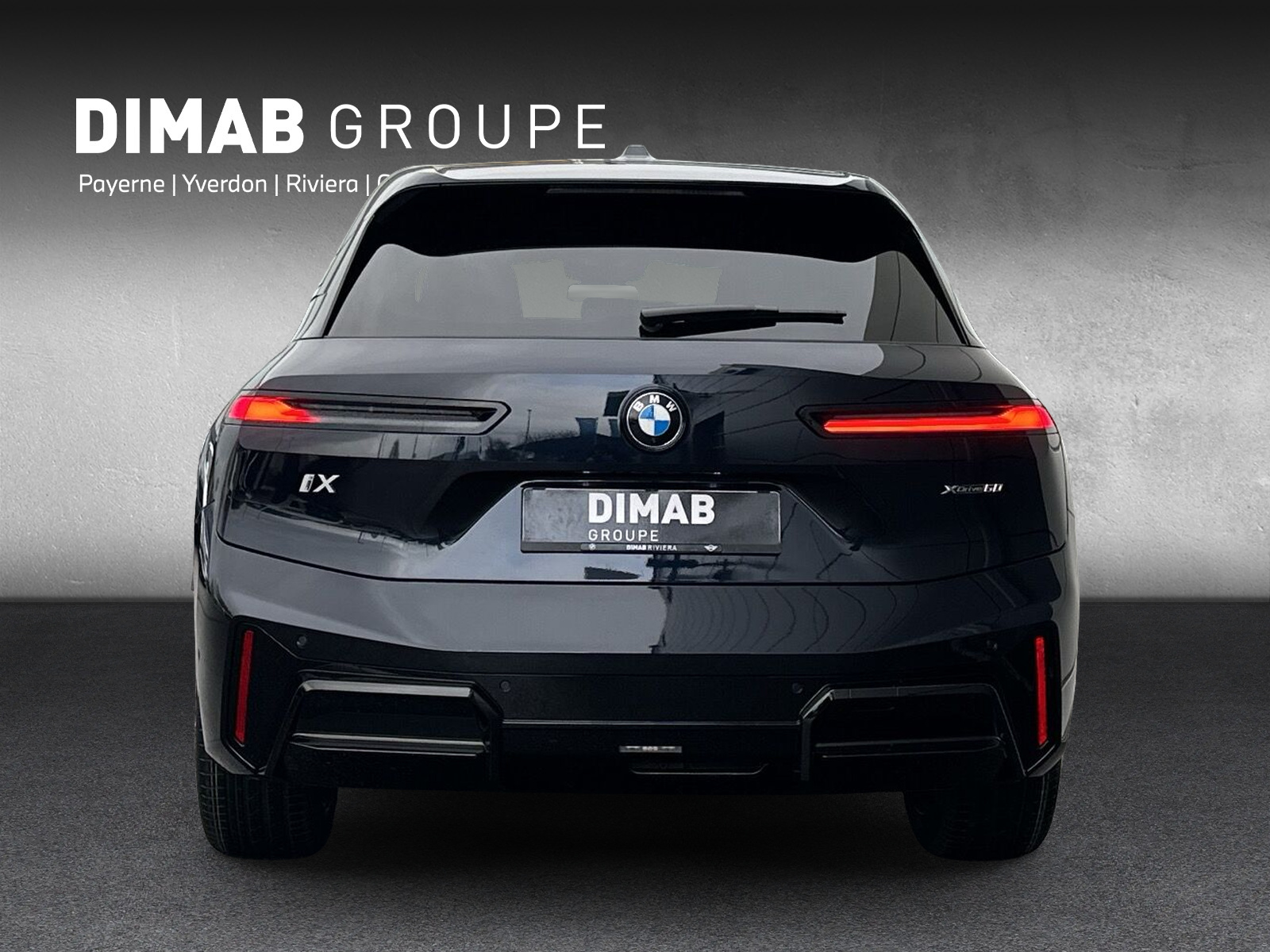 BMW iX xDrive60 M Sport Pro - 4