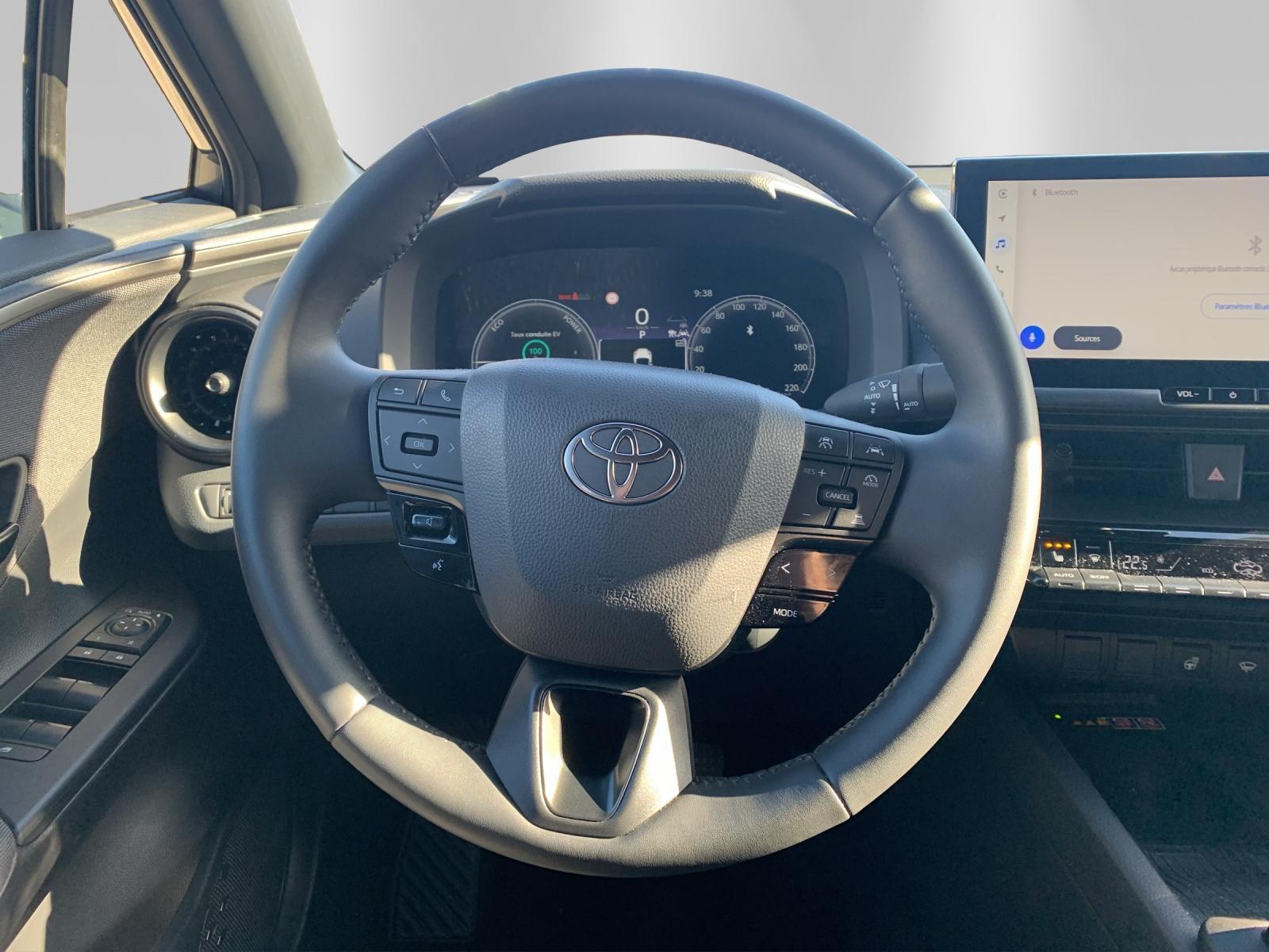 TOYOTA C-HR 2.0 PHEV Swiss Edition - 8